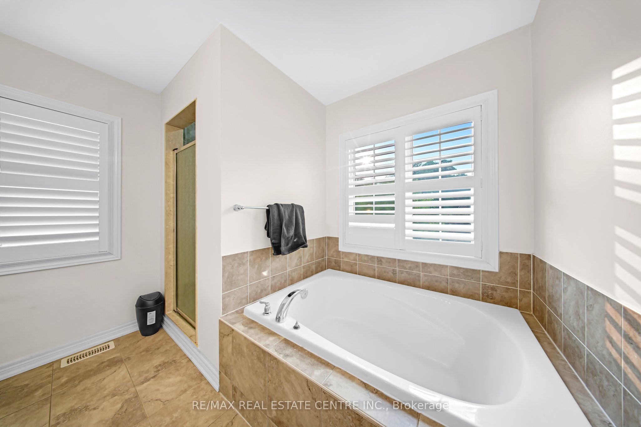 36 Bonnie Braes Dr Property Photo 19