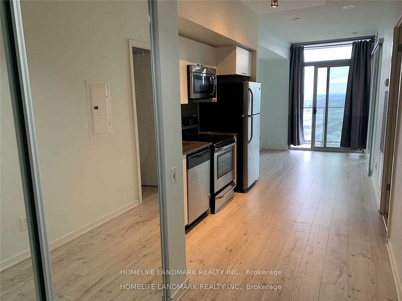 #3308 - 105 The Queens Way Property Photo 10