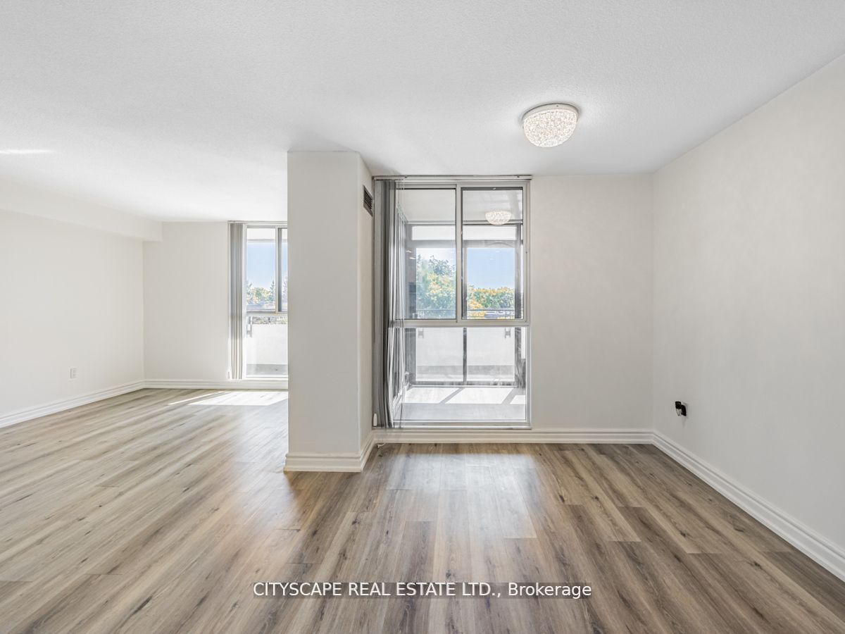 #304 - 1320 Mississauga Valley Boulevard Property Photo 11