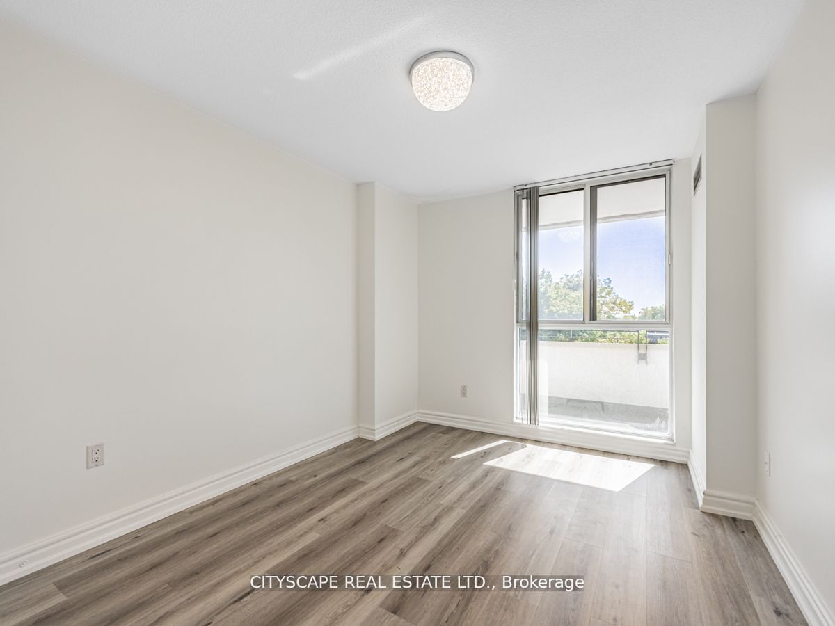 #304 - 1320 Mississauga Valley Boulevard Property Photo 21