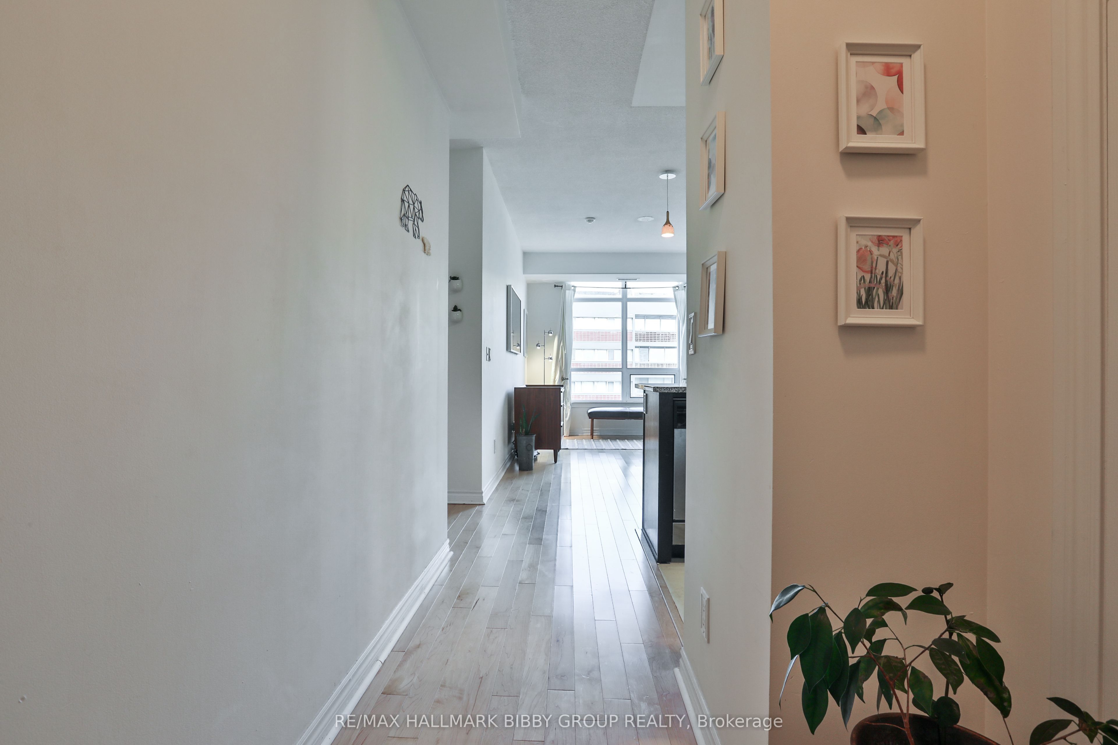 #814 - 1135 Royal York Road Property Photo 6