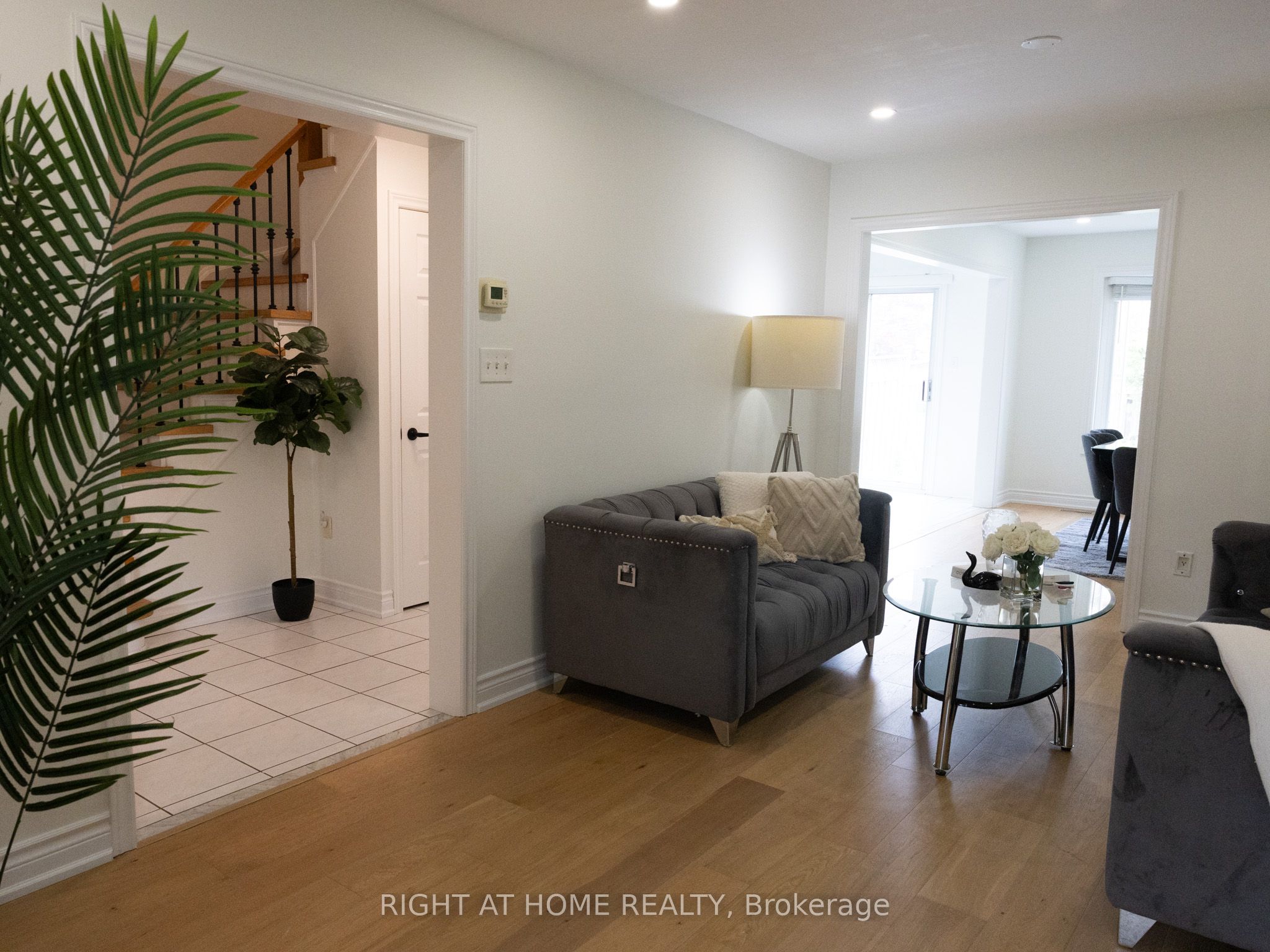 7031 Graydon Court Property Photo 3