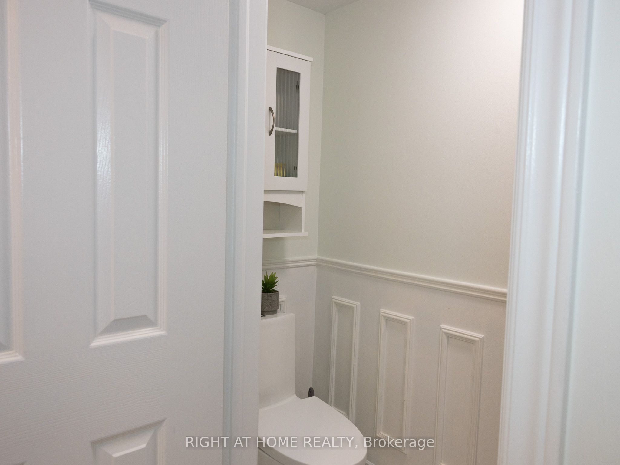 7031 Graydon Court Property Photo 14