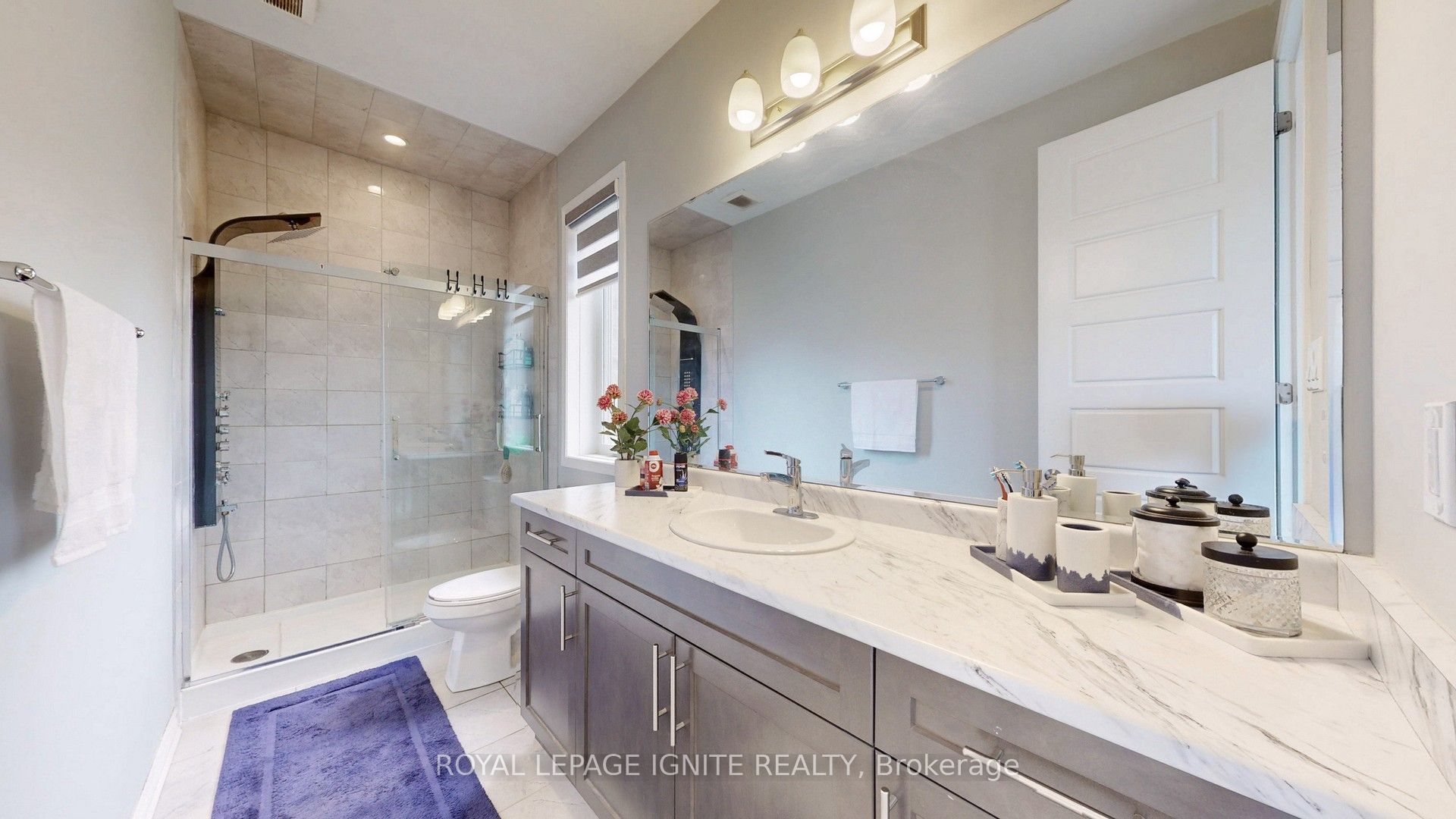546 Kennedy Cir Property Photo 18