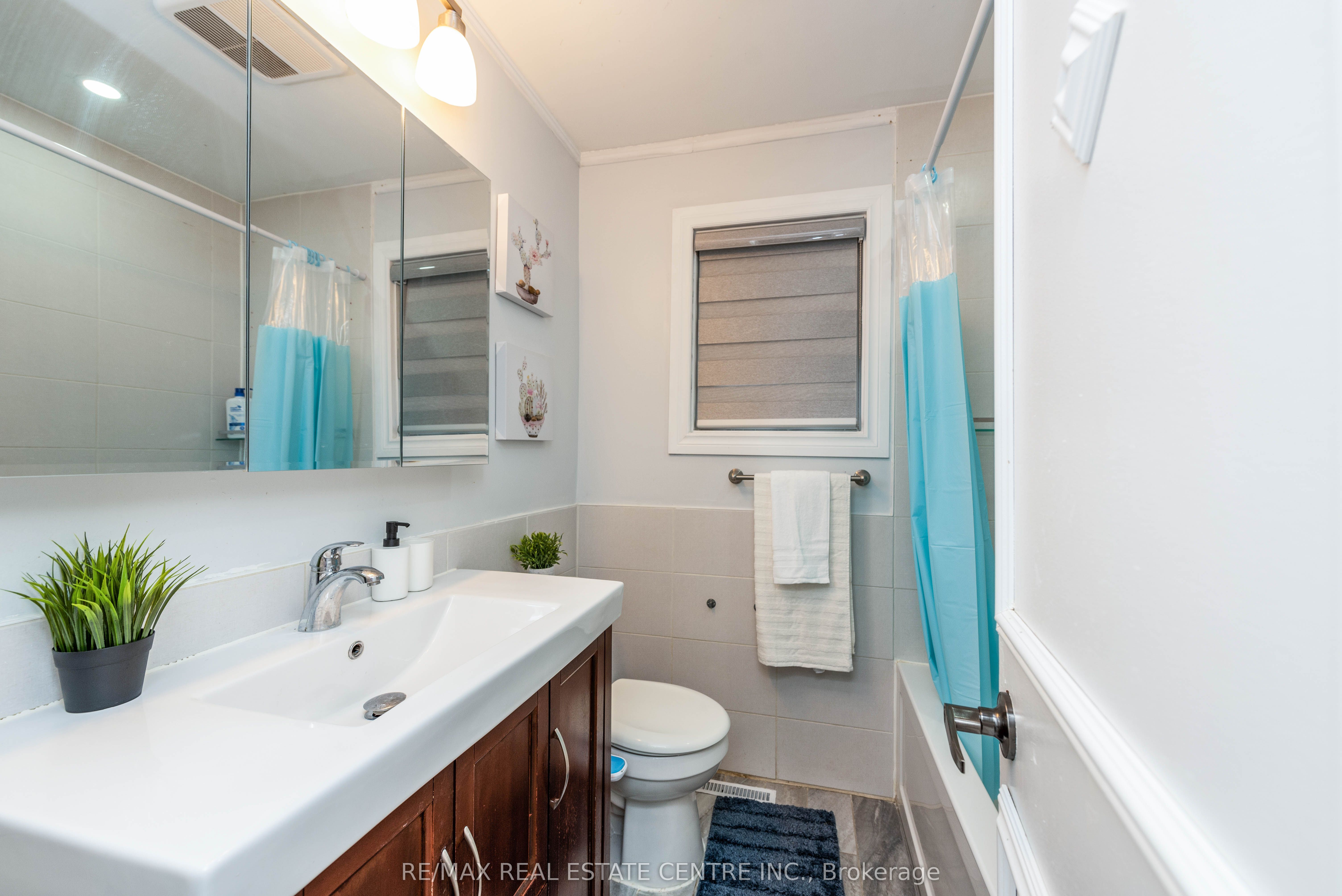 10 Grange Dr Property Photo 16