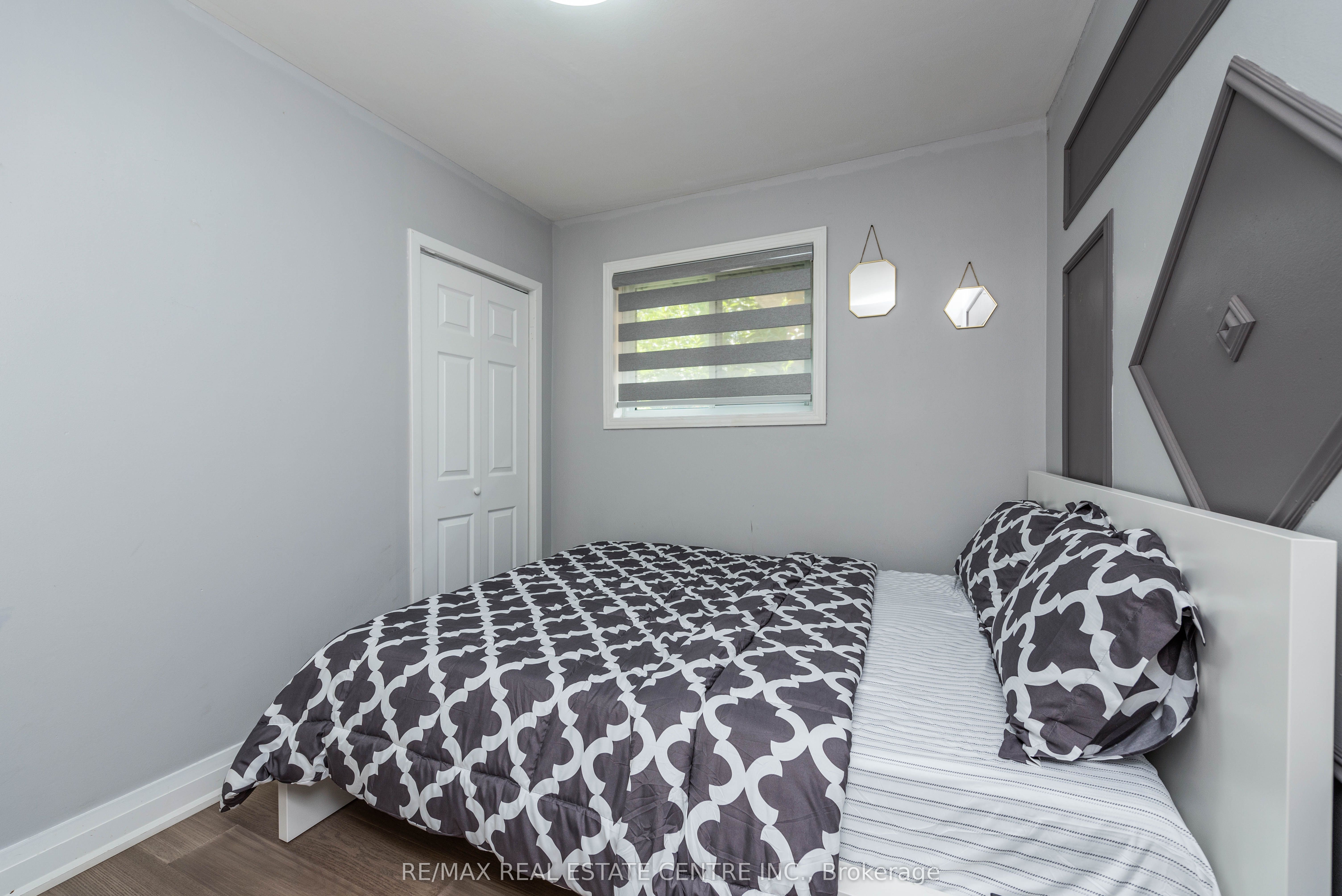 10 Grange Dr Property Photo 18