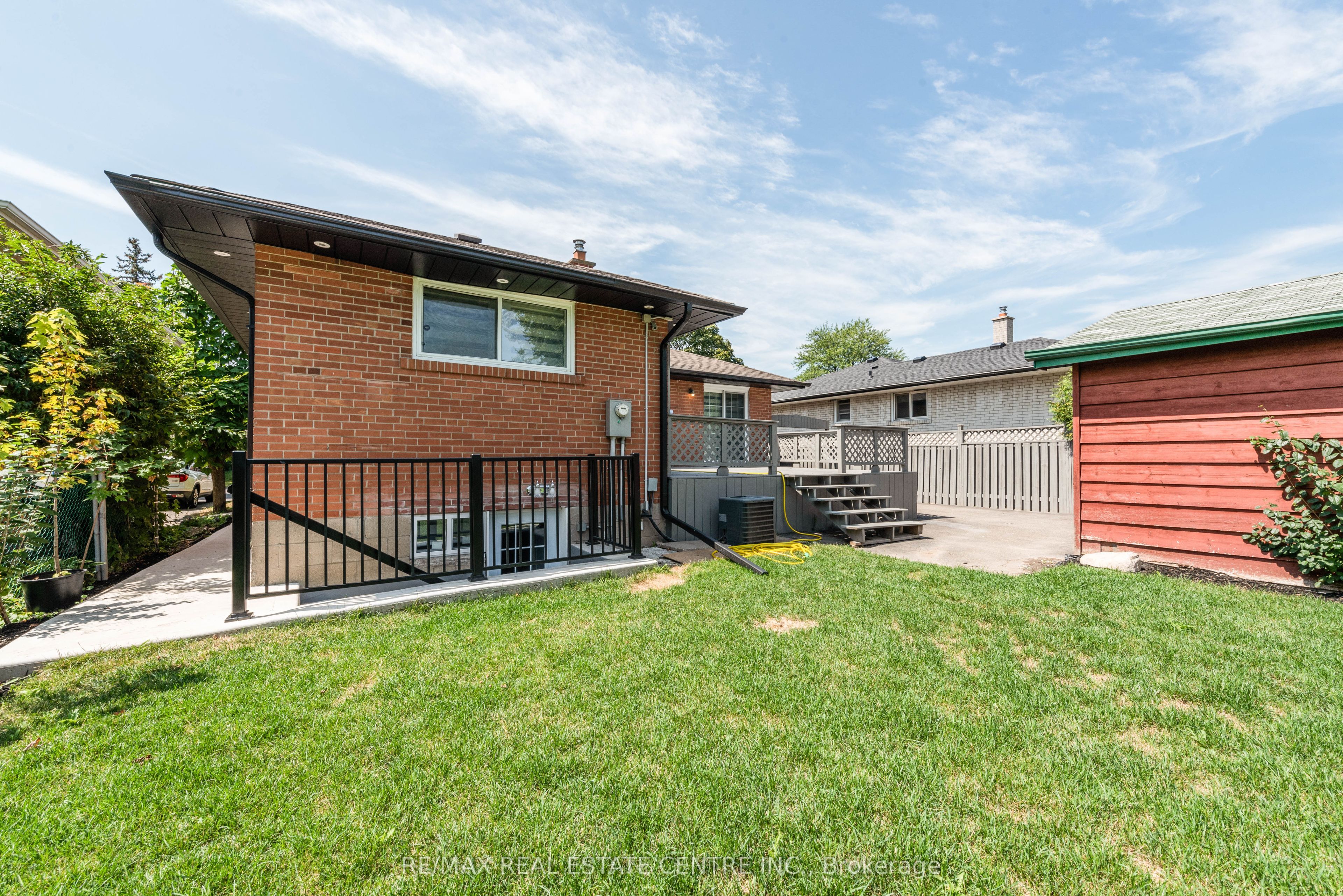 10 Grange Dr Property Photo 32