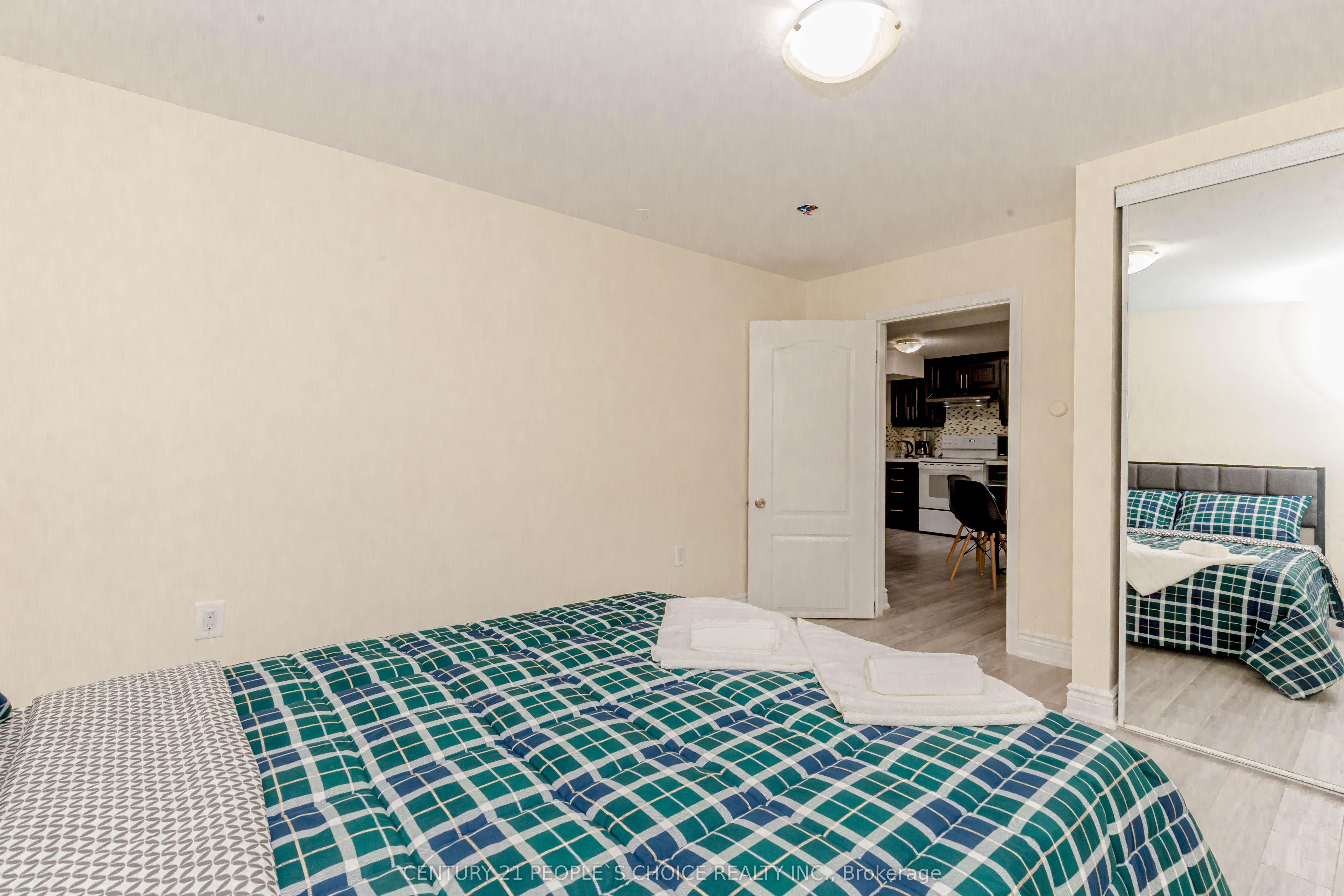 215 Jeffcoat Drive Property Photo 17