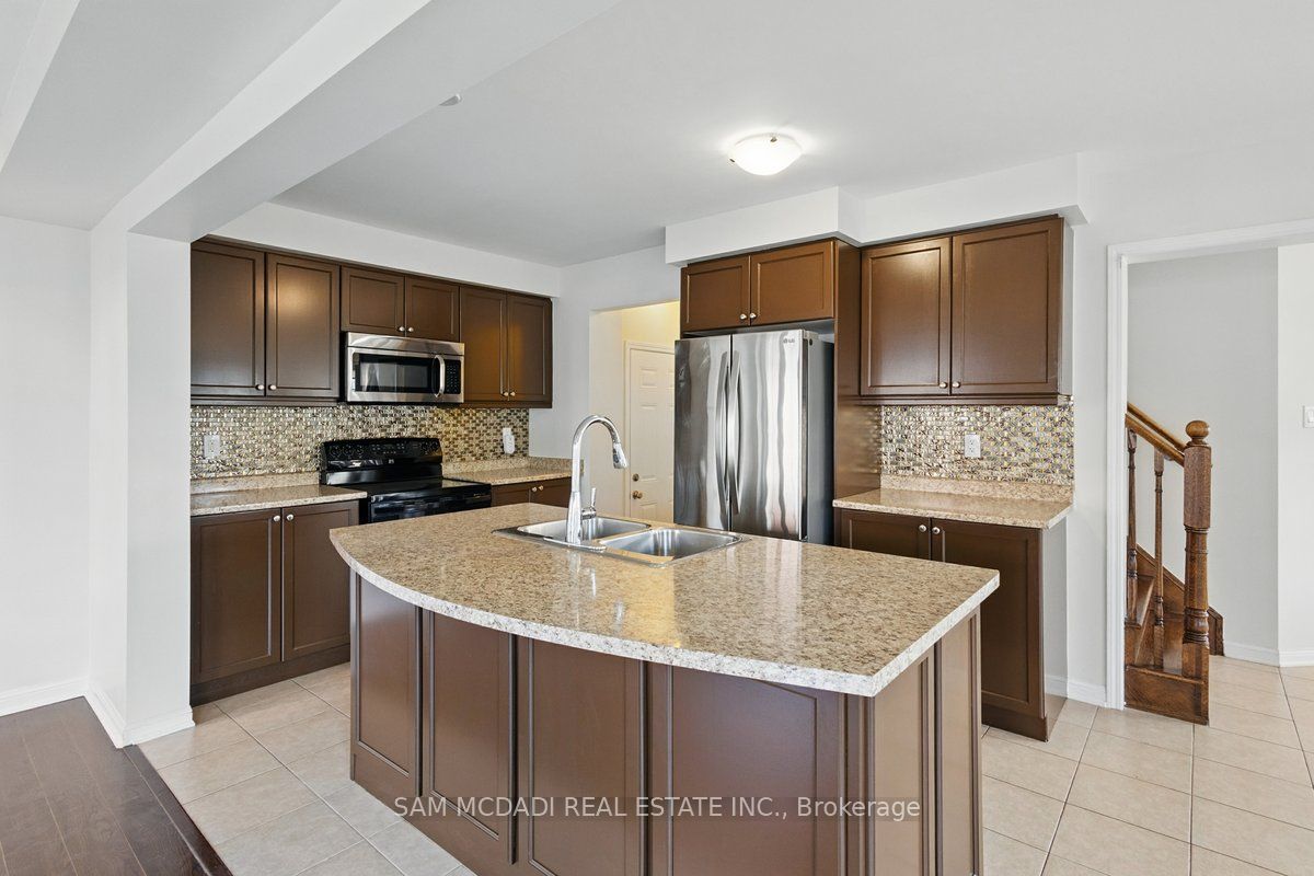 2 Giltspur Rd Property Photo 15