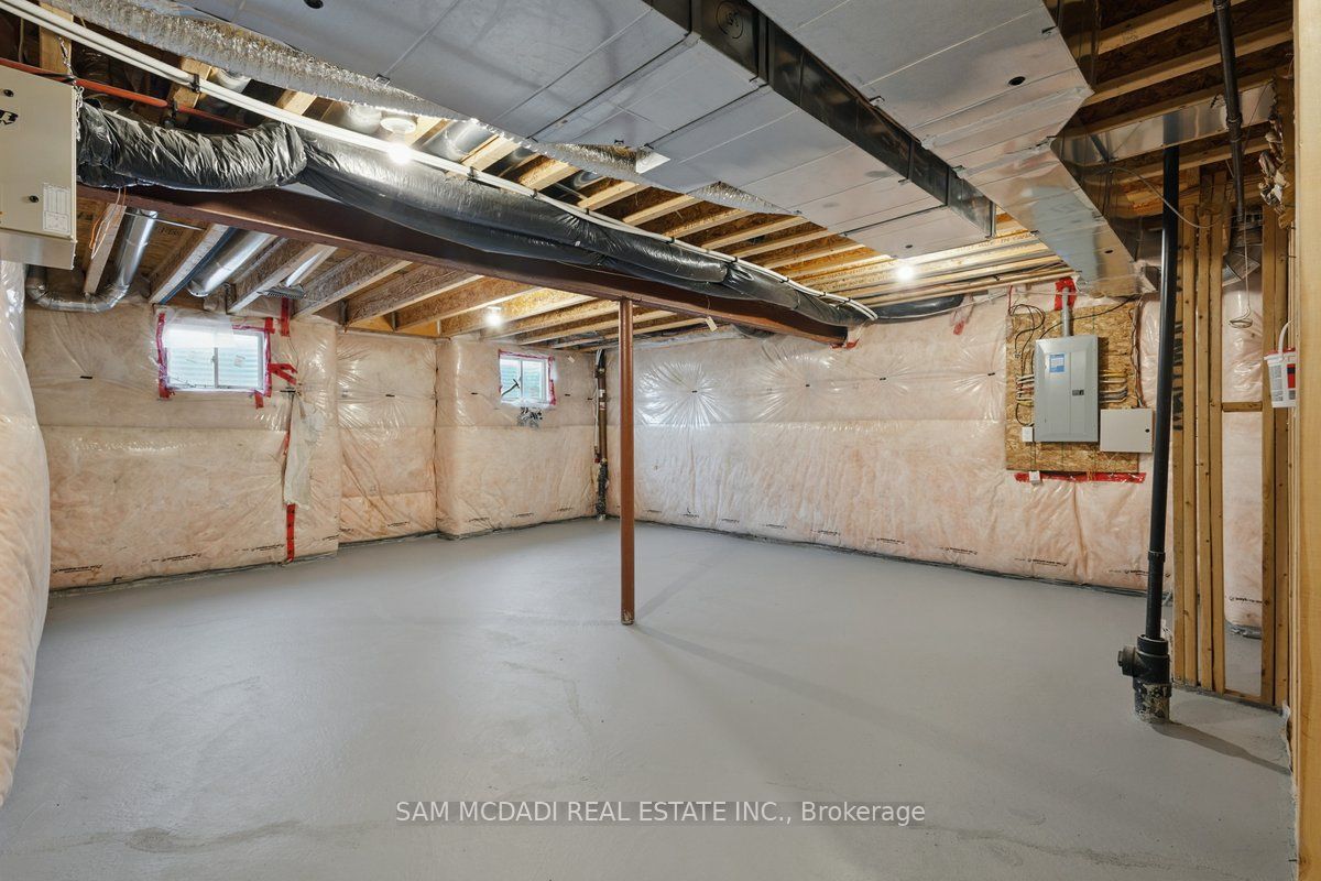 2 Giltspur Rd Property Photo 33