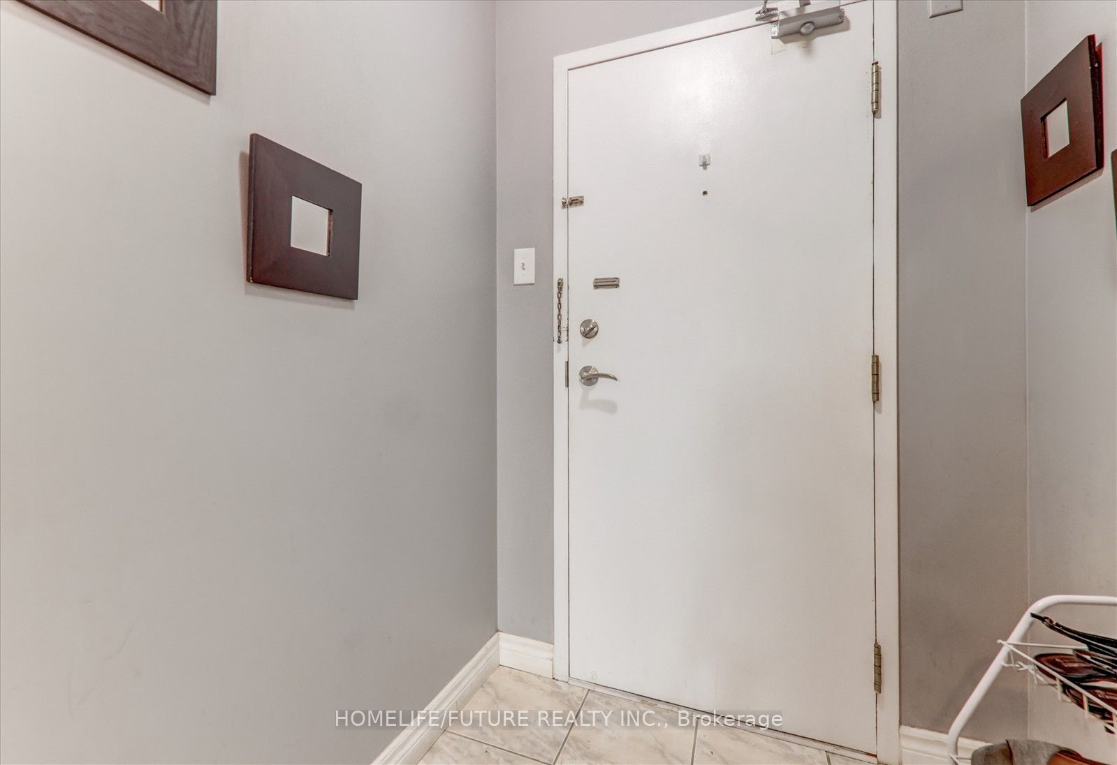#1004 - 12 Laurelcrest Street Property Photo 7