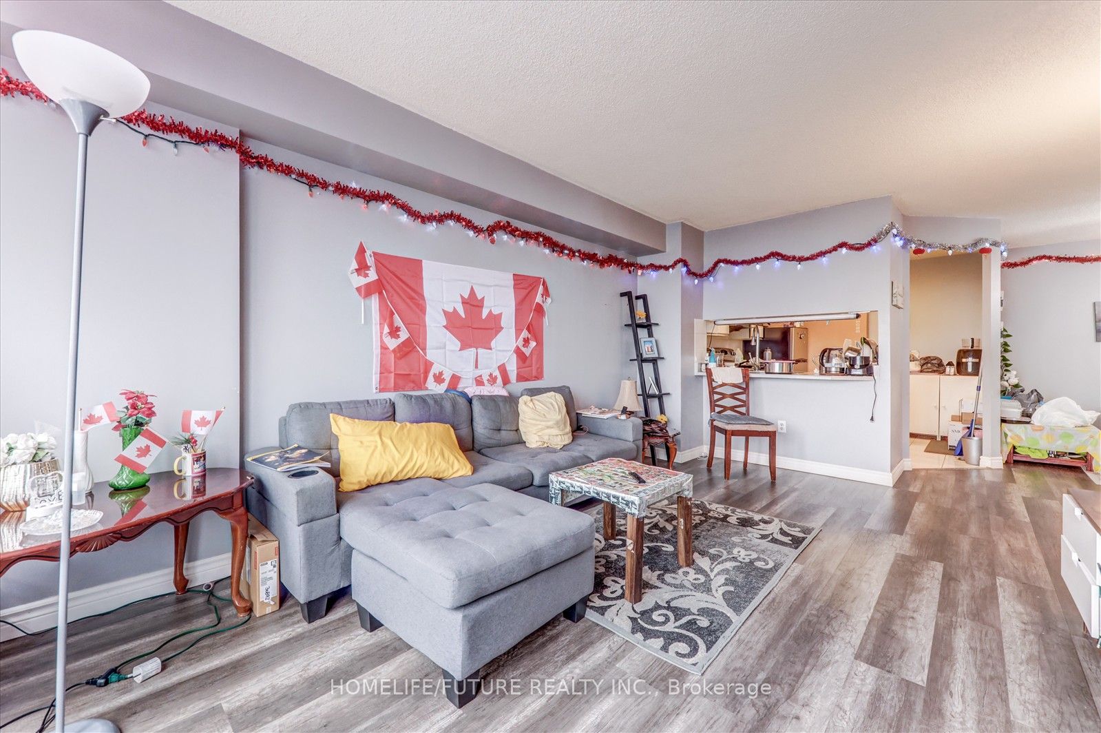 #1004 - 12 Laurelcrest Street Property Photo 14