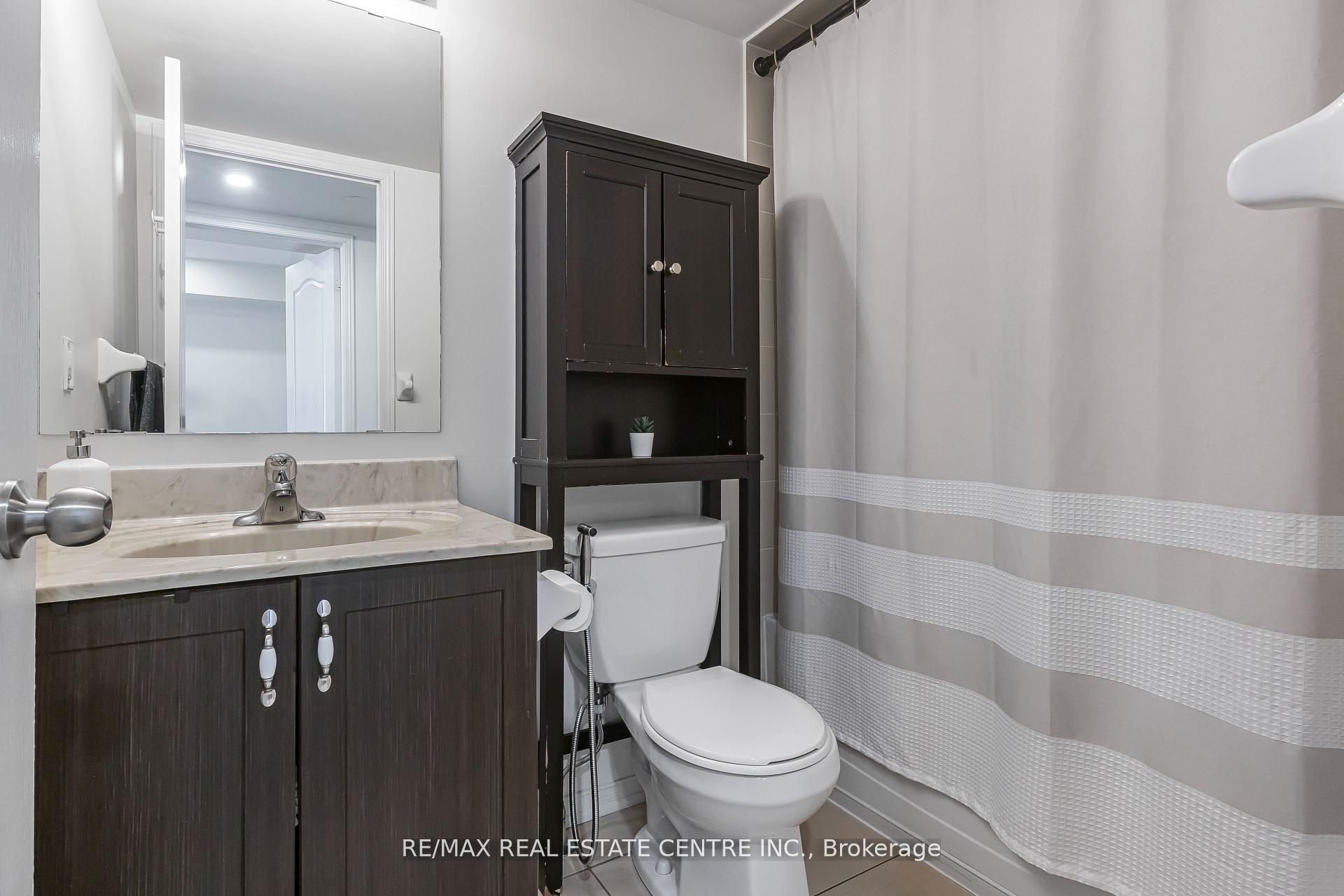 #706 - 138 Widdicombe Hill Boulevard Property Photo 25