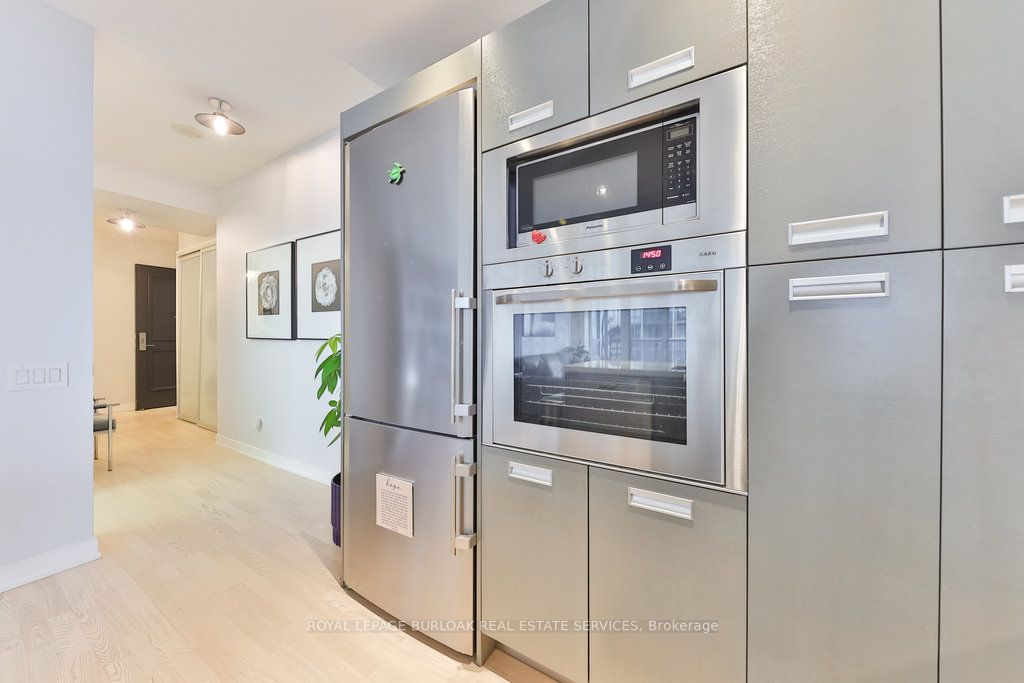#1511 - 88 Park Lawn Road Property Photo 15
