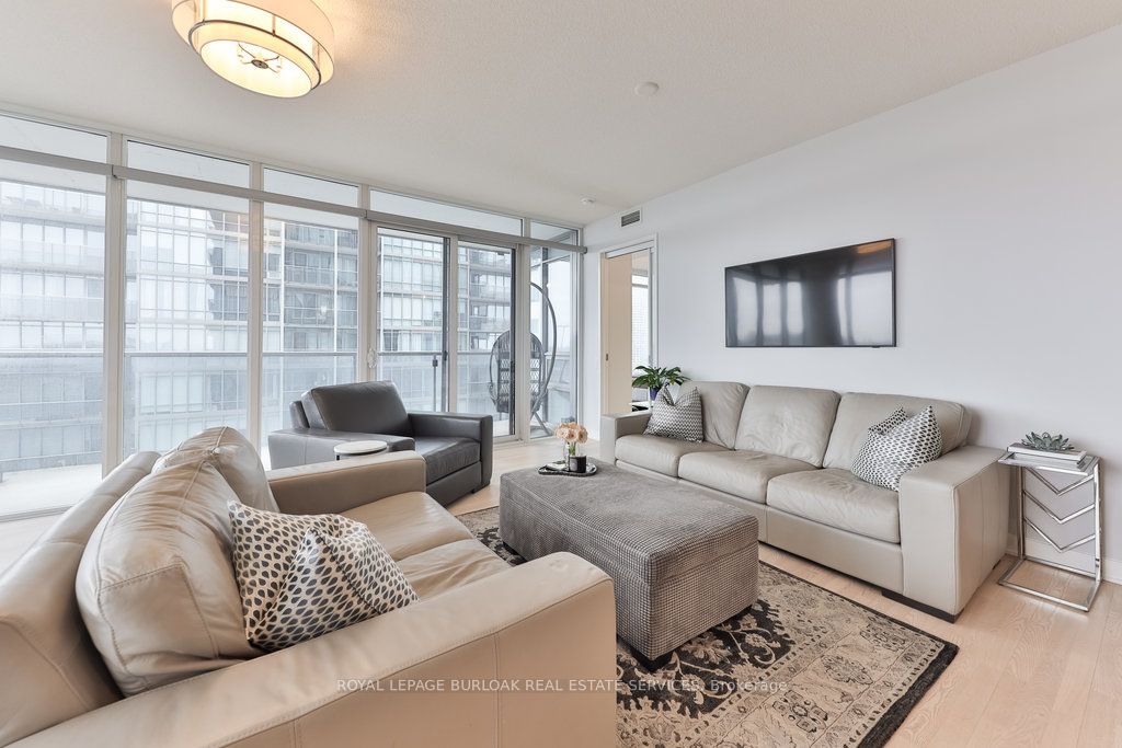 #1511 - 88 Park Lawn Road Property Photo 20