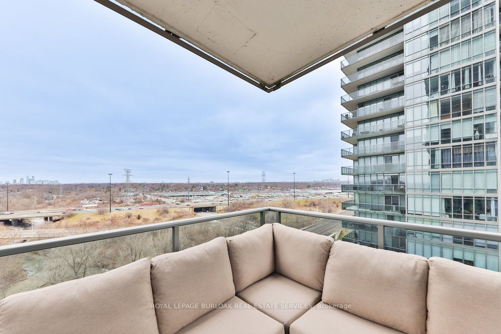 #1511 - 88 Park Lawn Road Property Photo 34