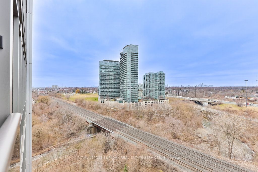 #1511 - 88 Park Lawn Road Property Photo 35