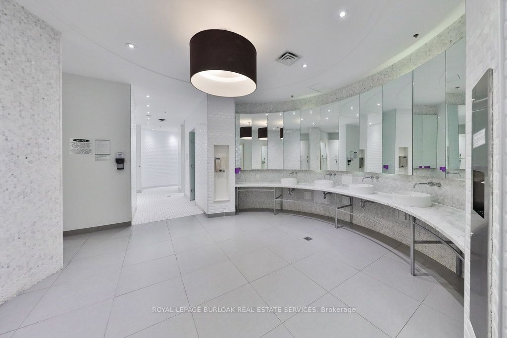 #1511 - 88 Park Lawn Road Property Photo 38