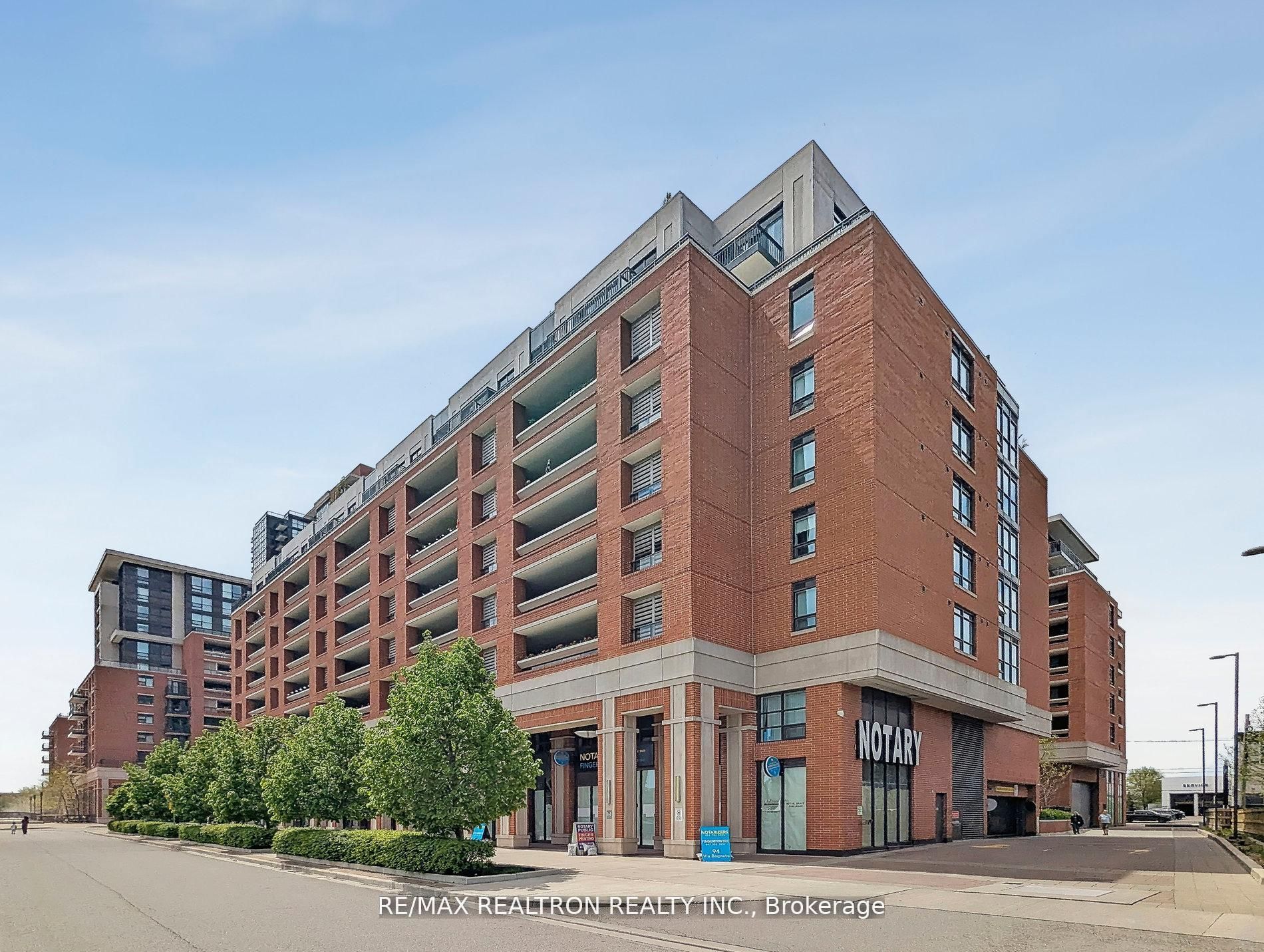 #731 - 3091 Dufferin Street Property Photo 3