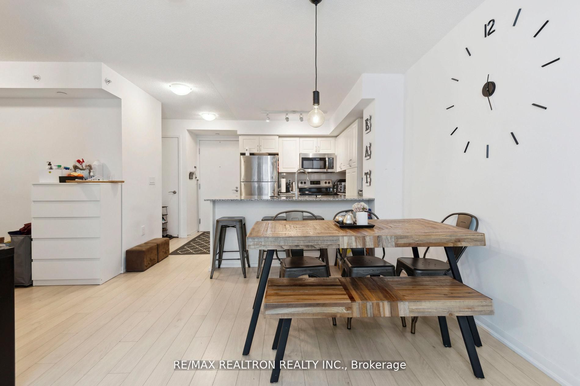 #731 - 3091 Dufferin Street Property Photo 14