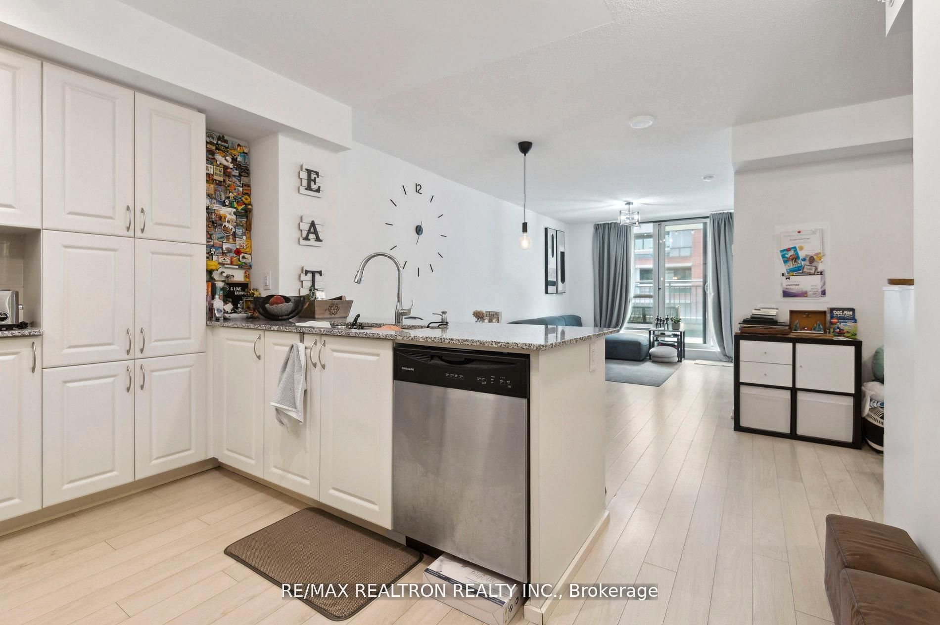 #731 - 3091 Dufferin Street Property Photo 21