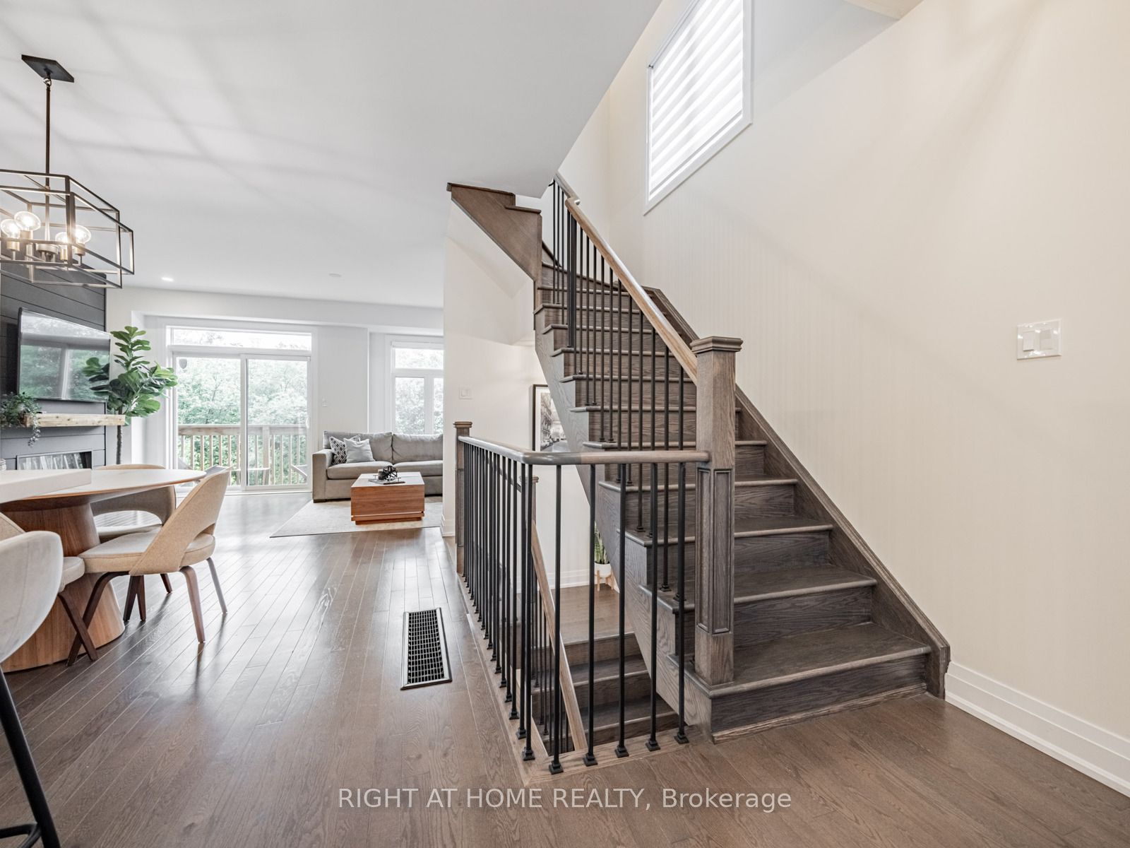 1800 Mitoff Pl Property Photo 12