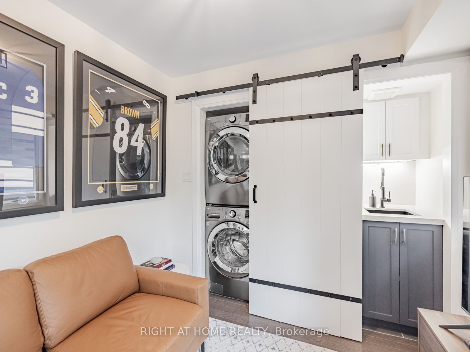 1800 Mitoff Pl Property Photo 16