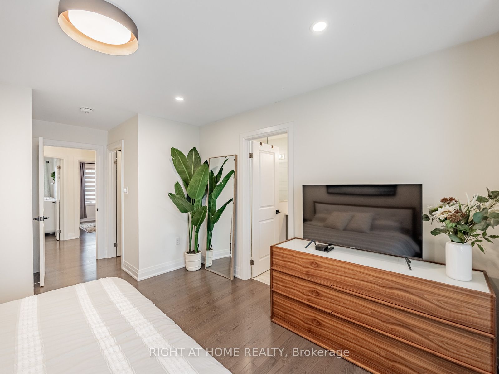 1800 Mitoff Pl Property Photo 18