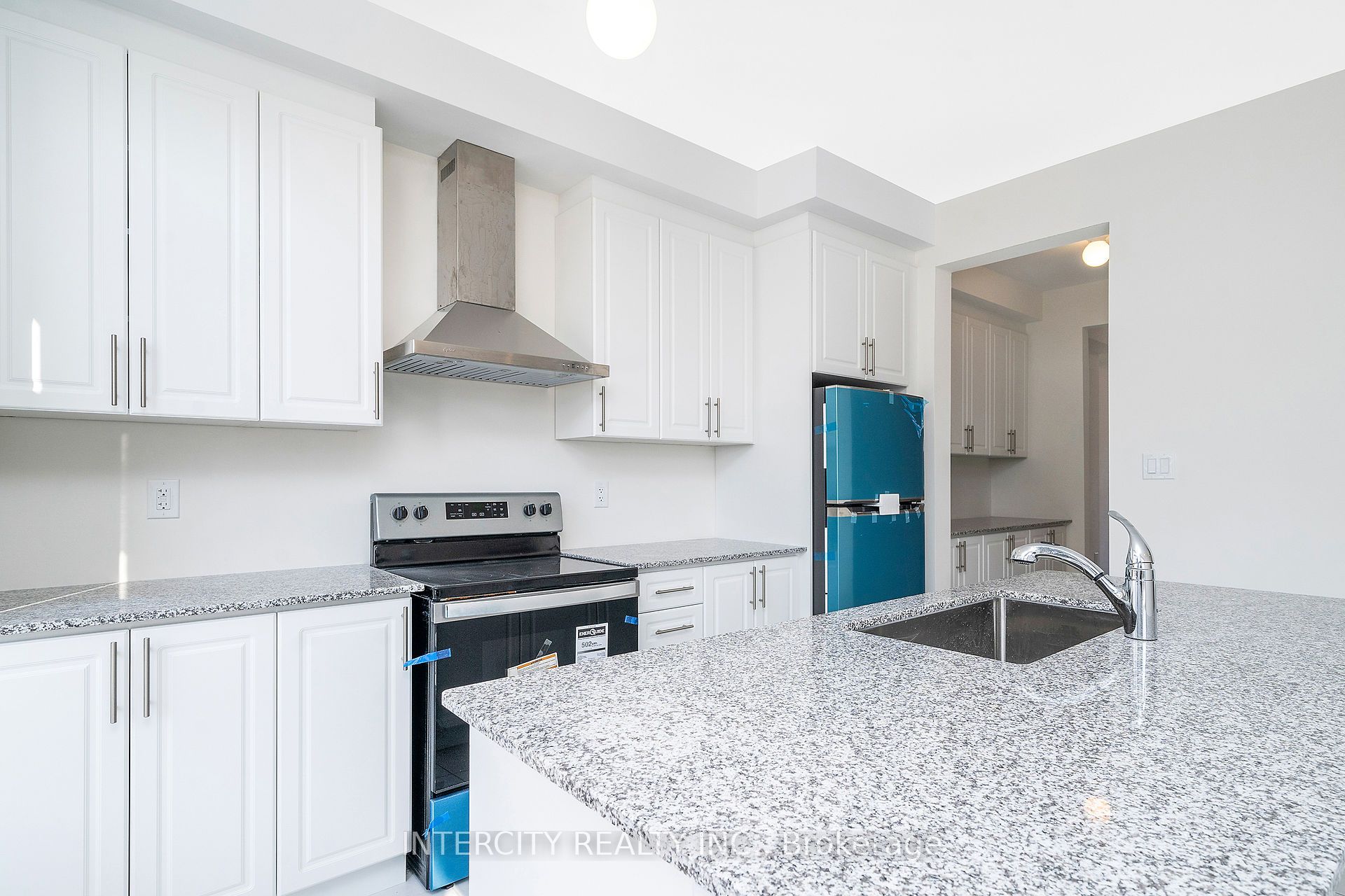 12 Queenpost Drive Property Photo 12