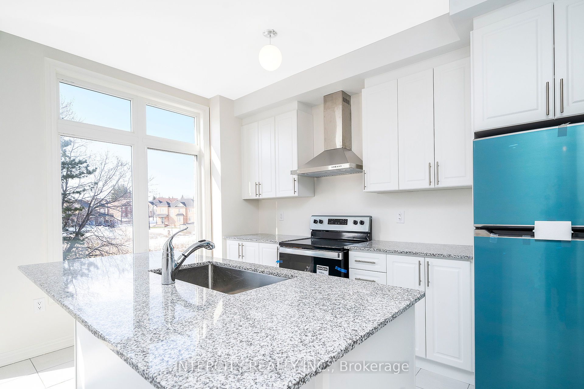 12 Queenpost Drive Property Photo 13