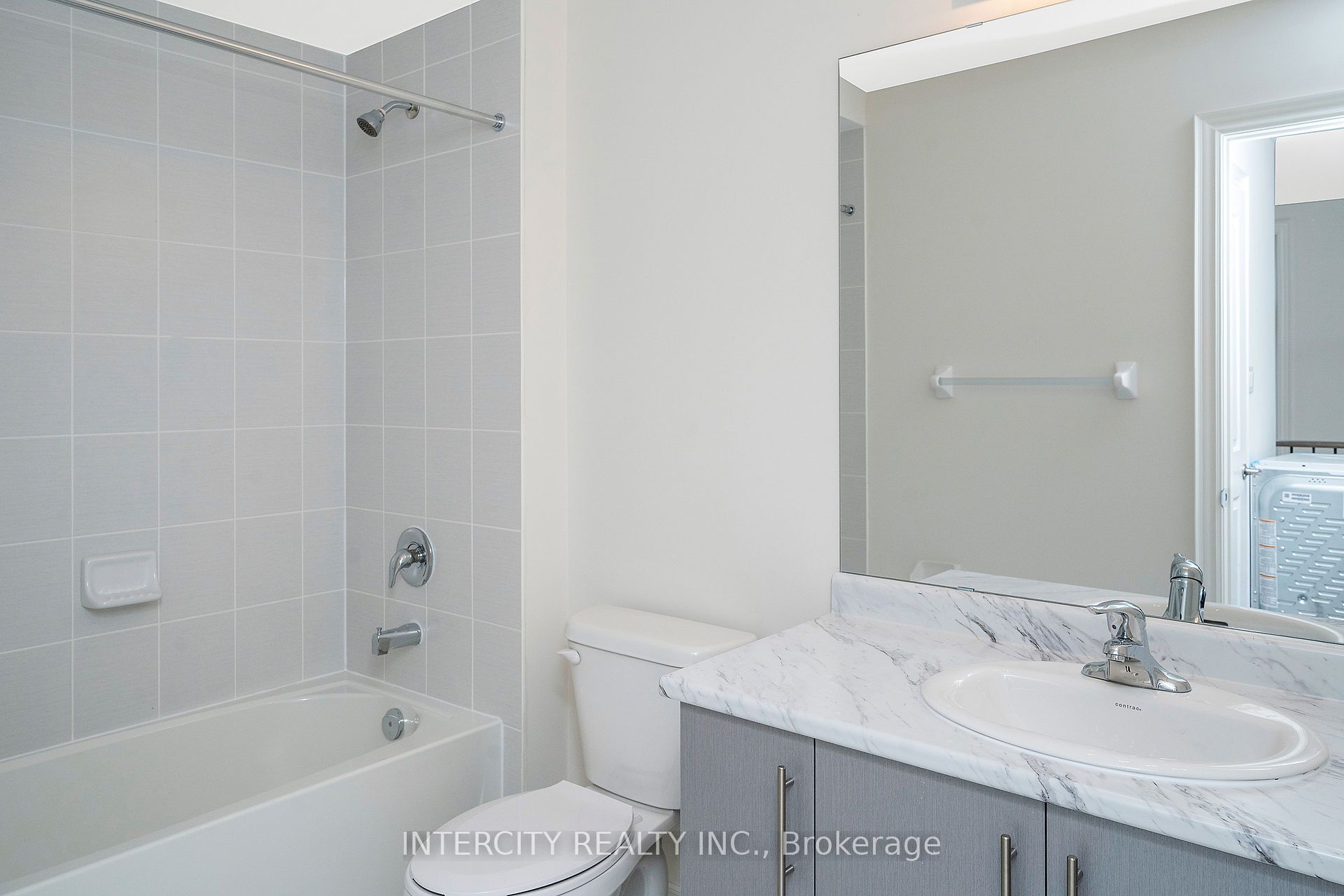 12 Queenpost Drive Property Photo 28