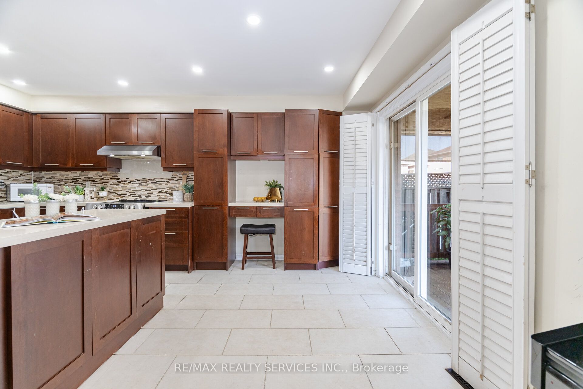 21 Queen Mary Dr Property Photo 17