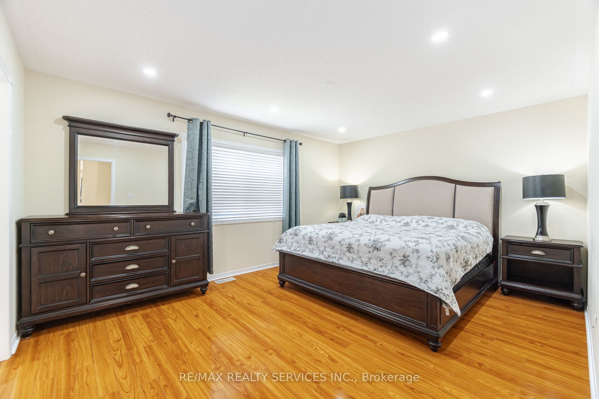 21 Queen Mary Dr Property Photo 27