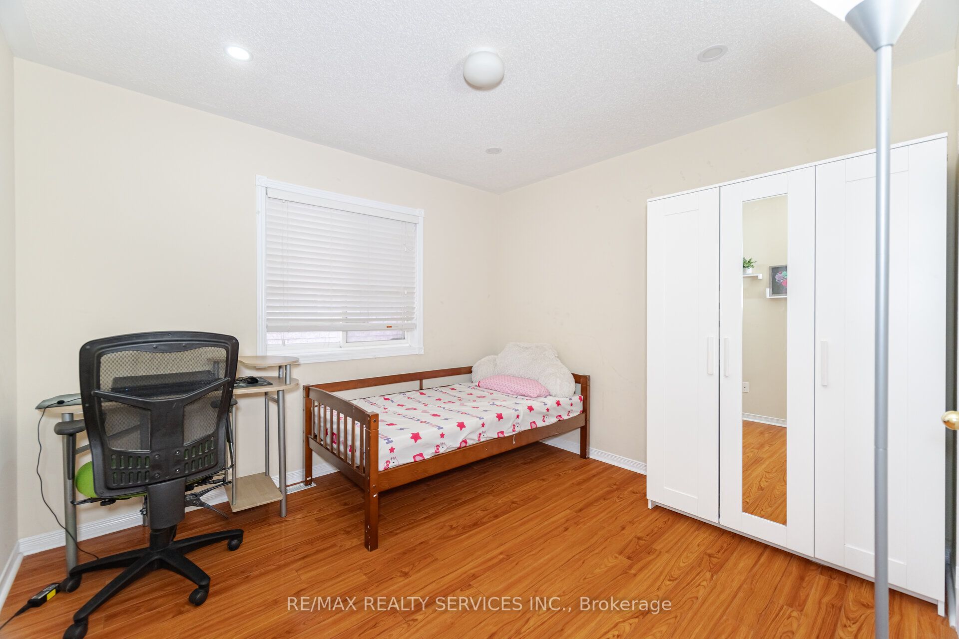 21 Queen Mary Dr Property Photo 31