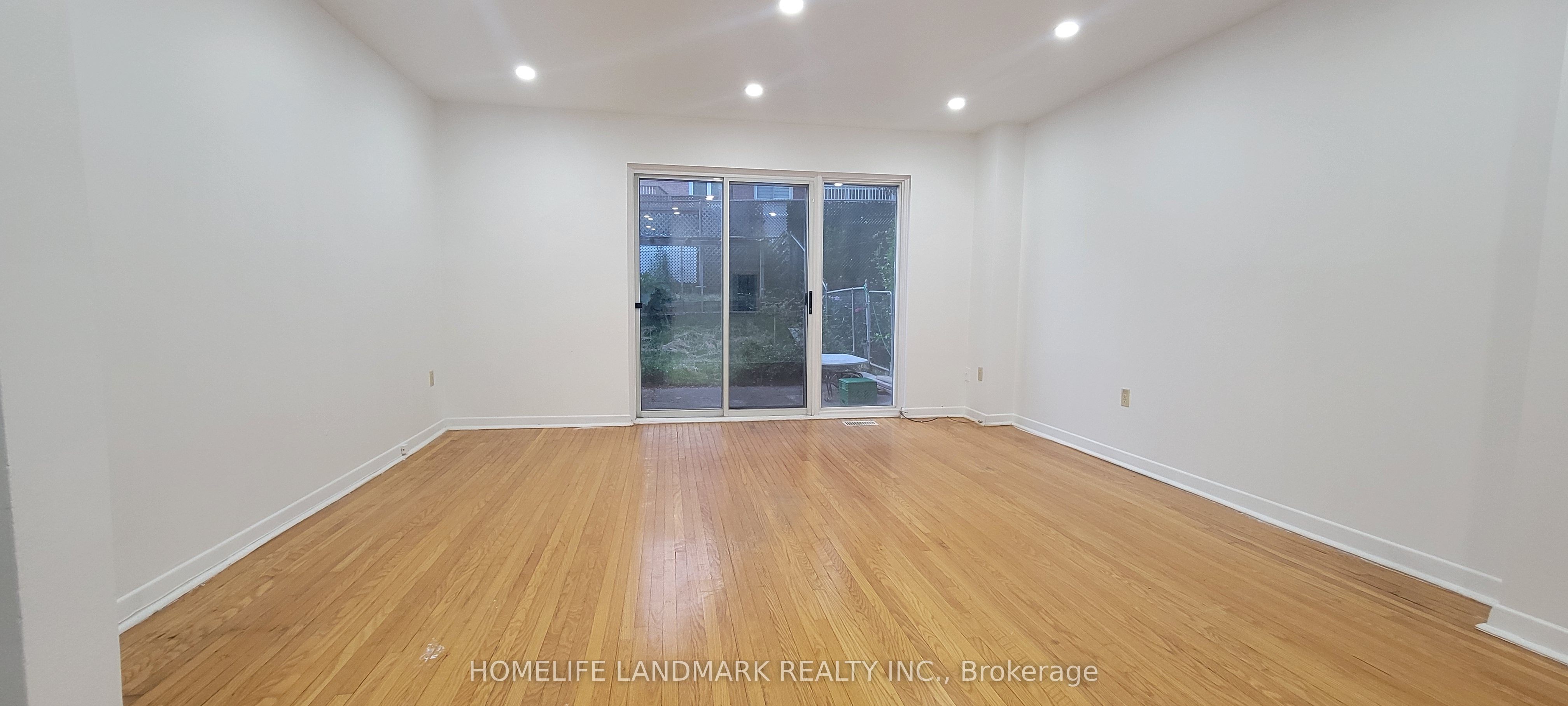 #8 - 32 Sentinel Road Property Photo 21