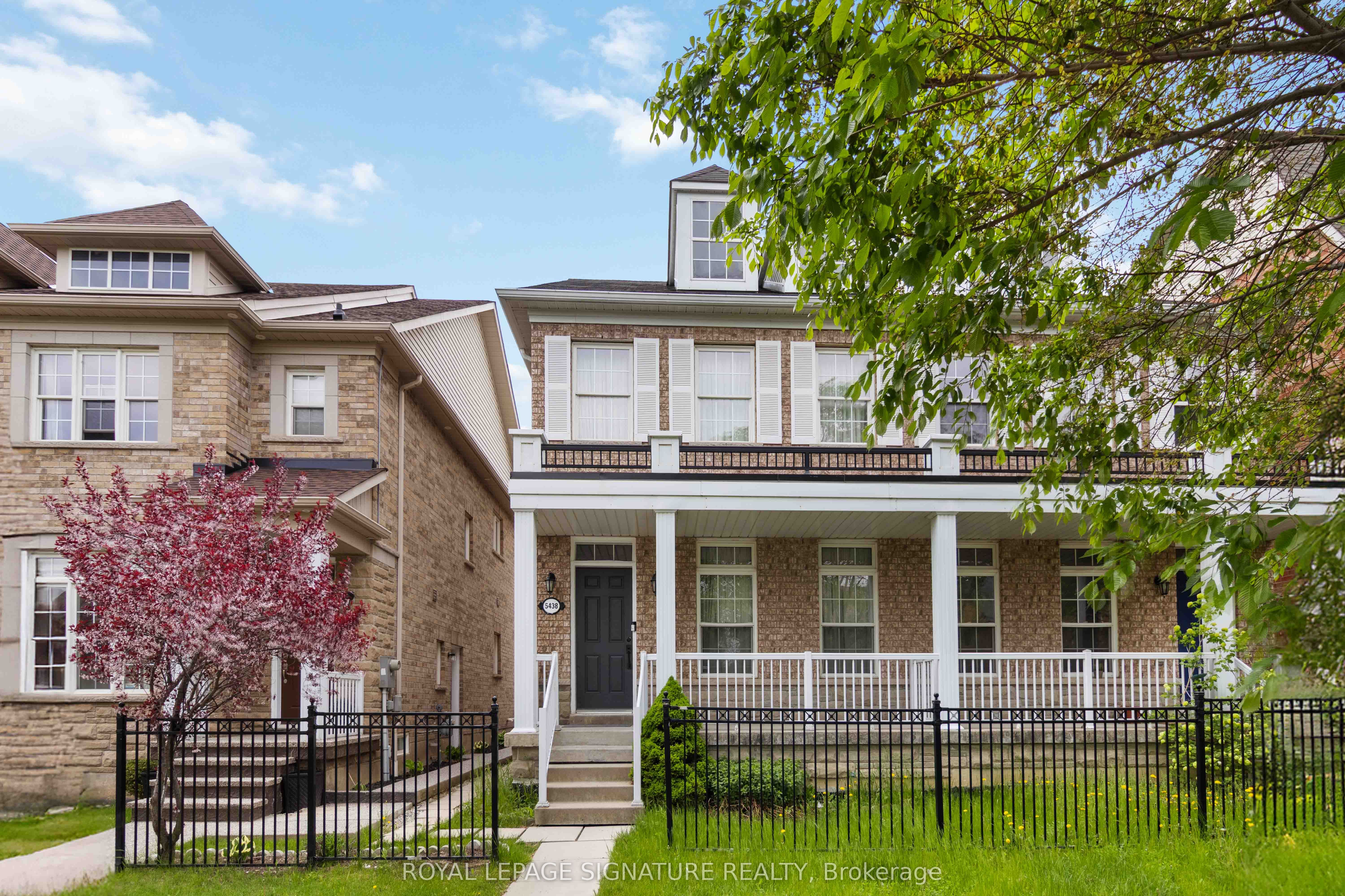 5438 10 Line W Property Photo 1
