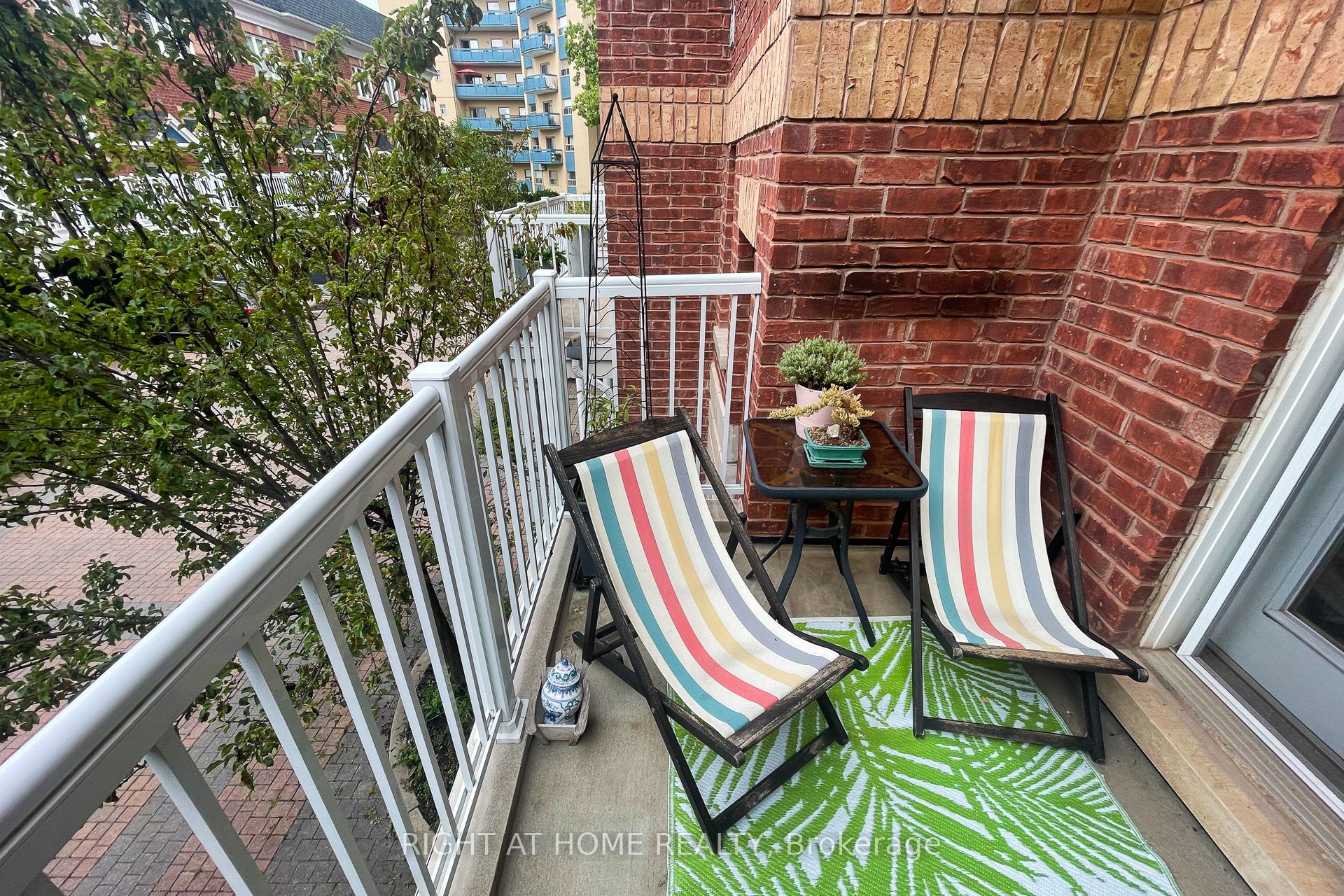120 Bronte Road 10 Property Photo 29