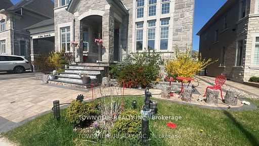 13 John Carroll Drive Property Photo 4