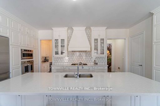 13 John Carroll Drive Property Photo 10
