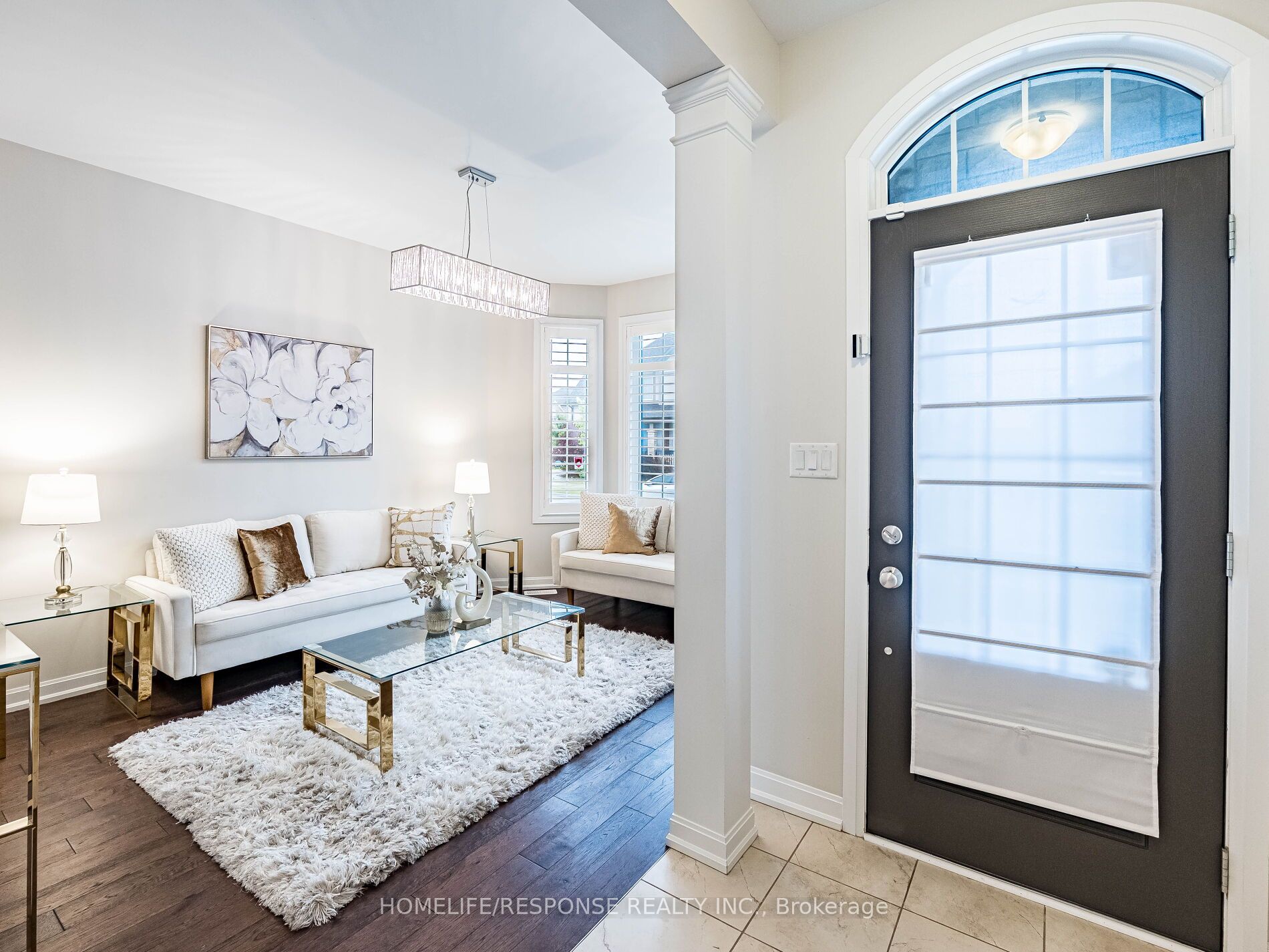 115 Beaveridge Avenue W Property Photo 3