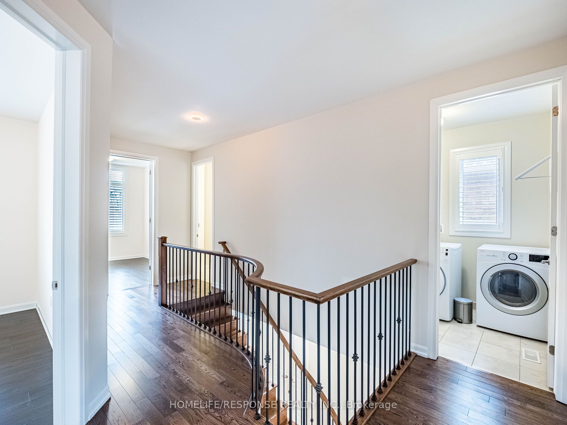 115 Beaveridge Avenue W Property Photo 16