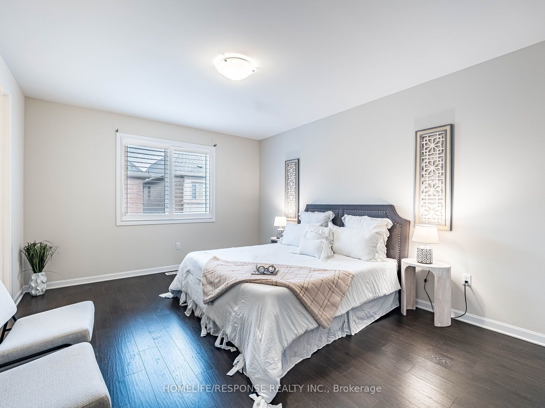 115 Beaveridge Avenue W Property Photo 17