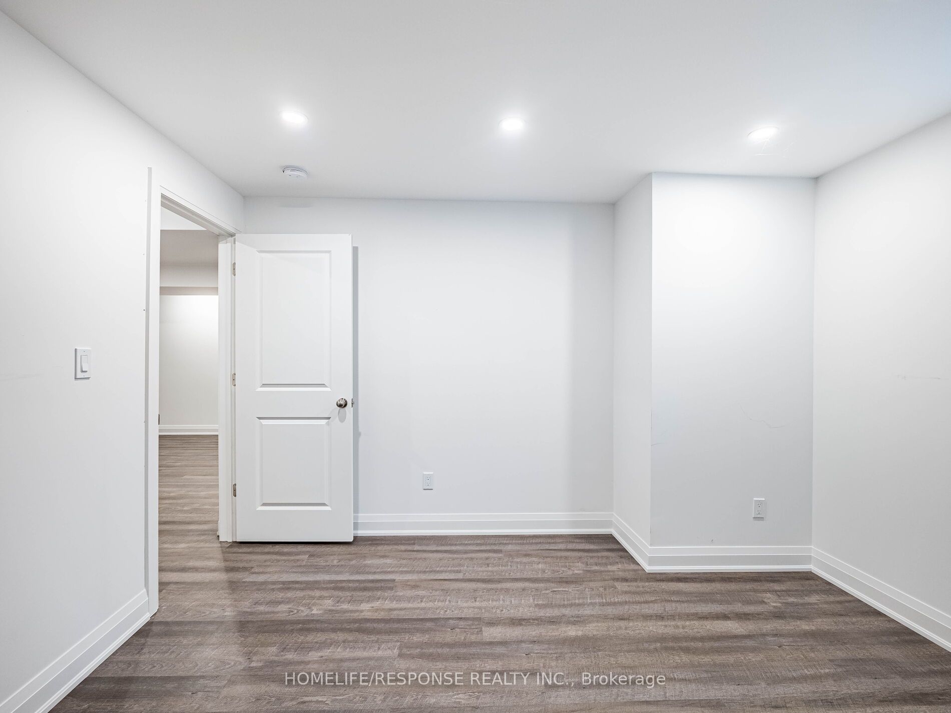115 Beaveridge Avenue W Property Photo 34