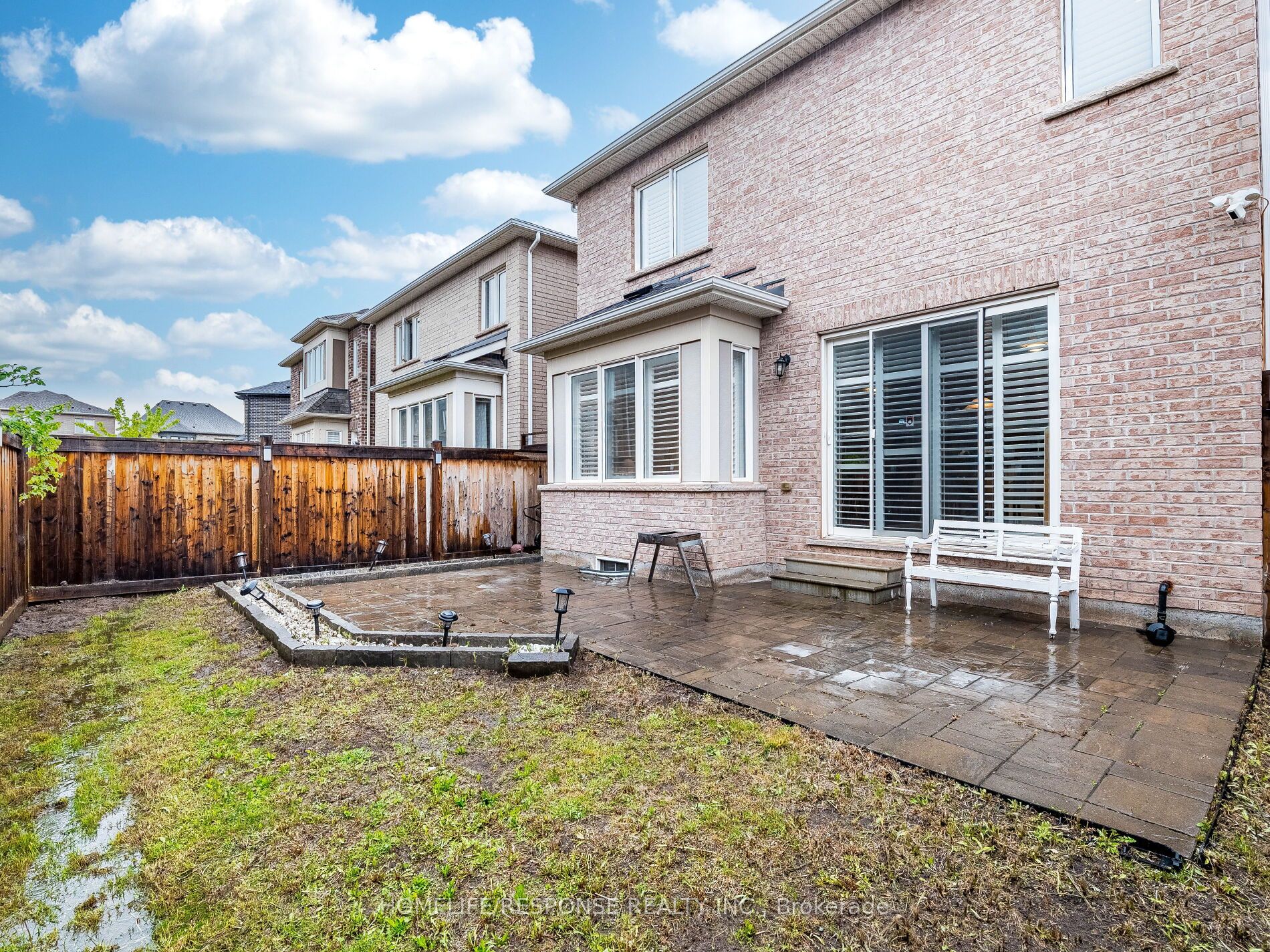 115 Beaveridge Avenue W Property Photo 37