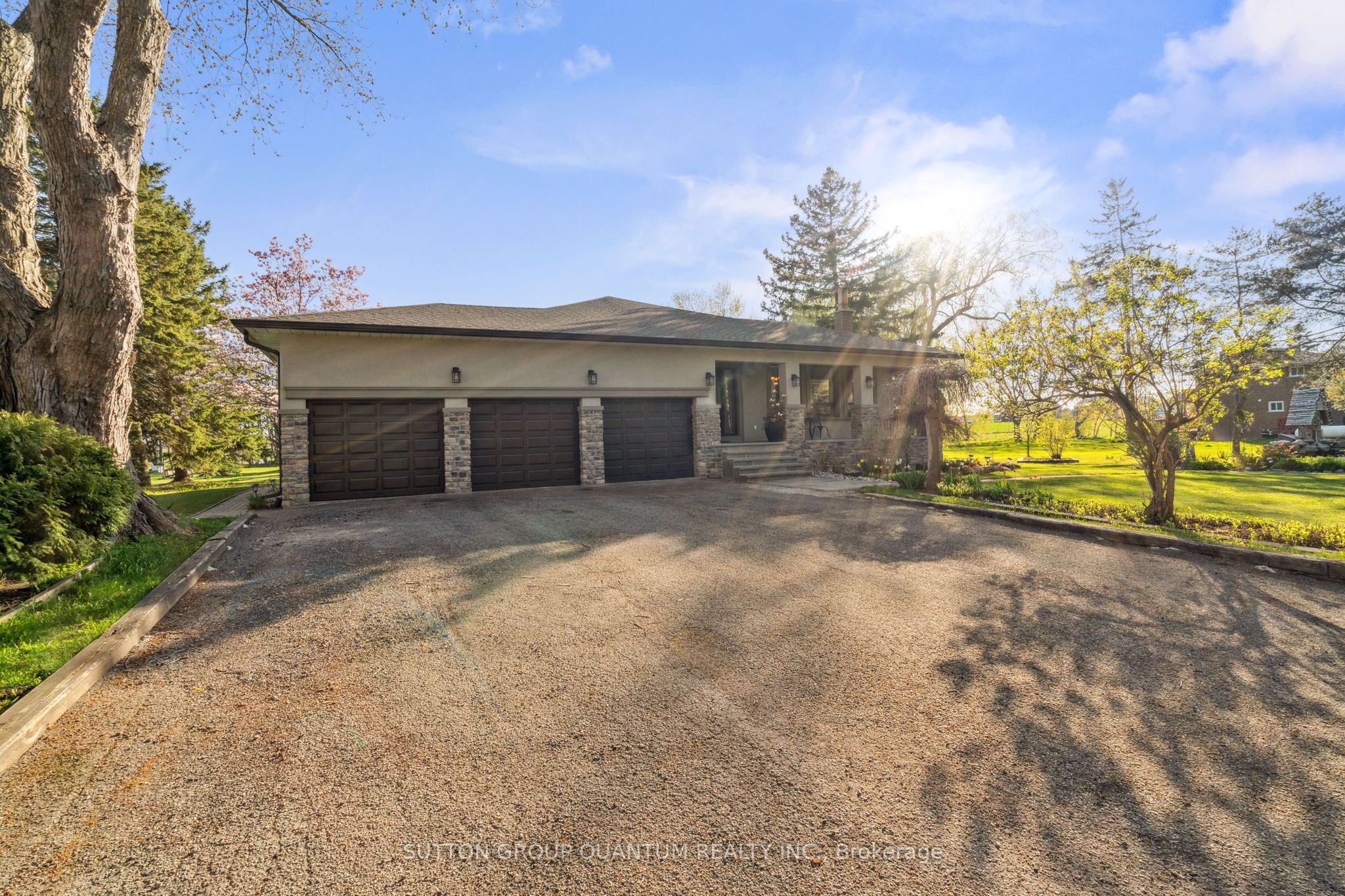 14432 Innis Lake Road Property Photo