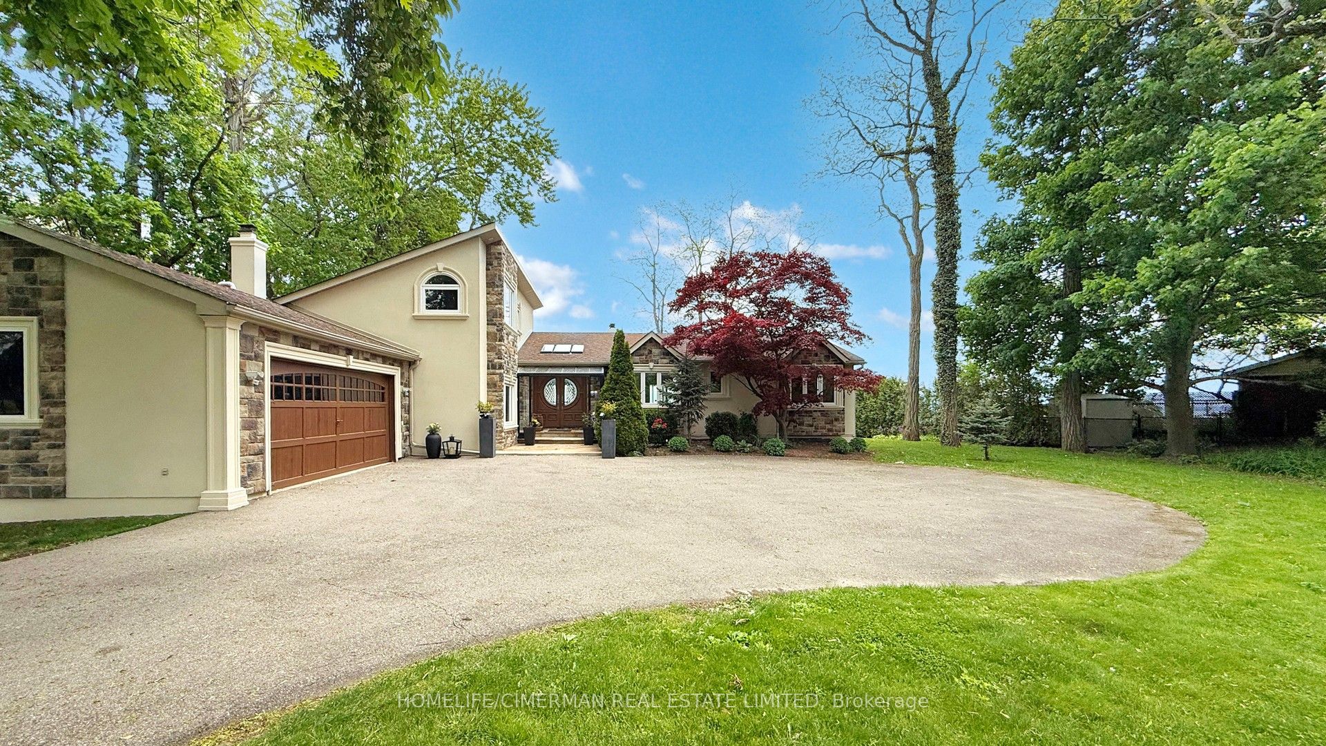 3346 Lakeshore Road Property Photo