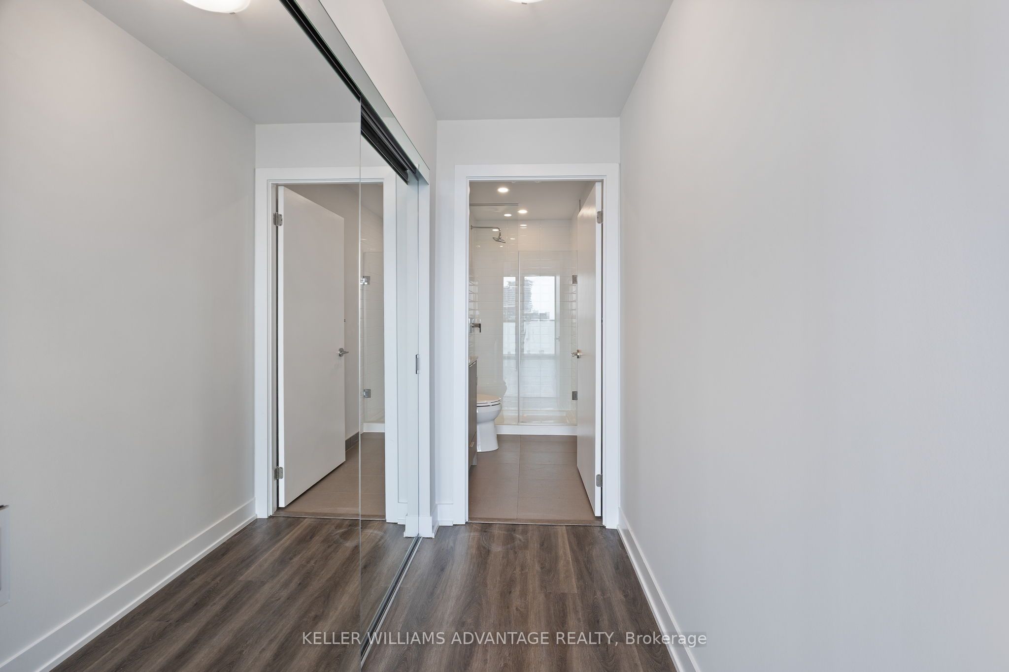 430 Square One Drive 4703 Property Photo 17