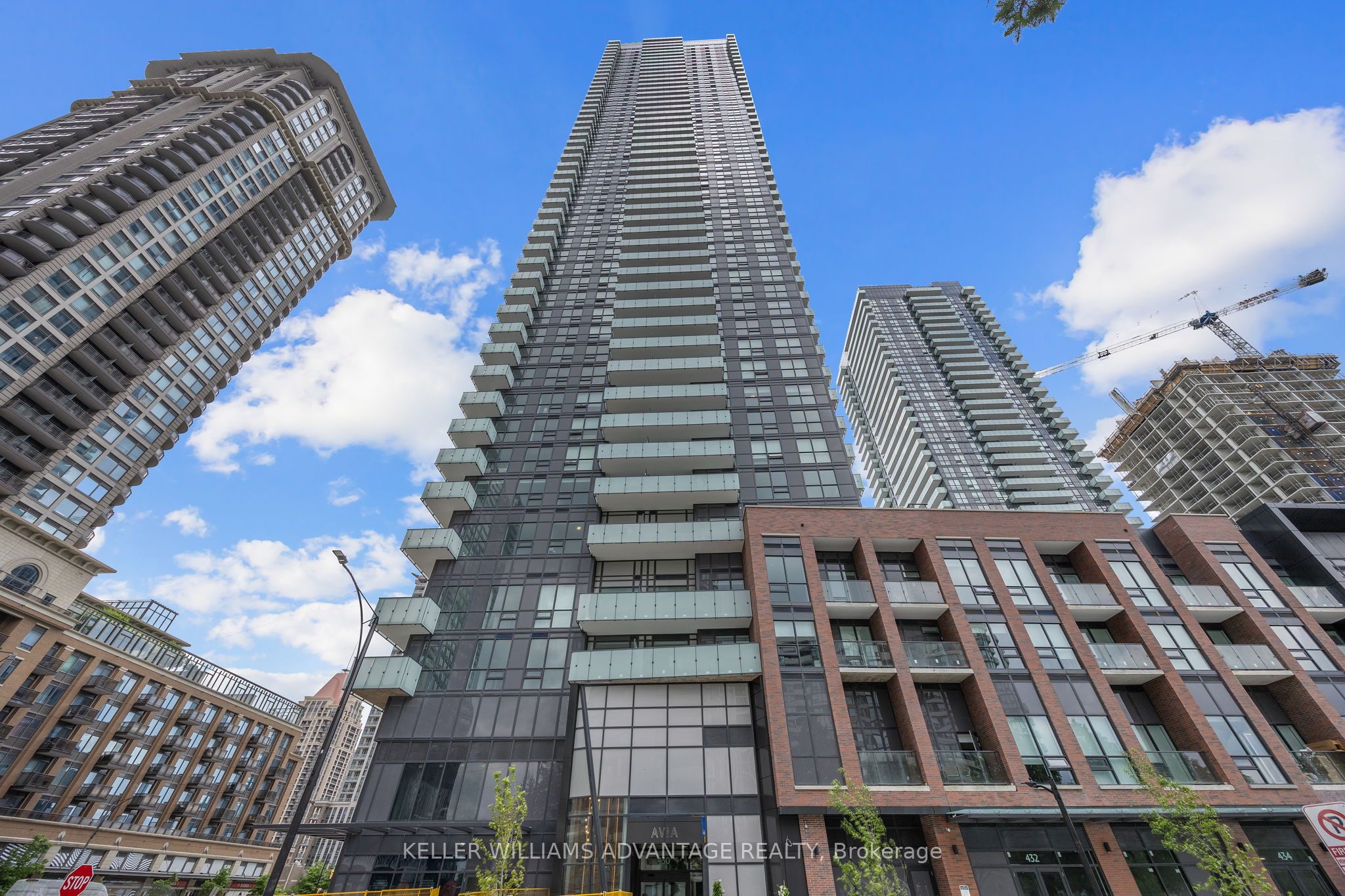 #4703 - 430 Square One Drive Property Photo 1