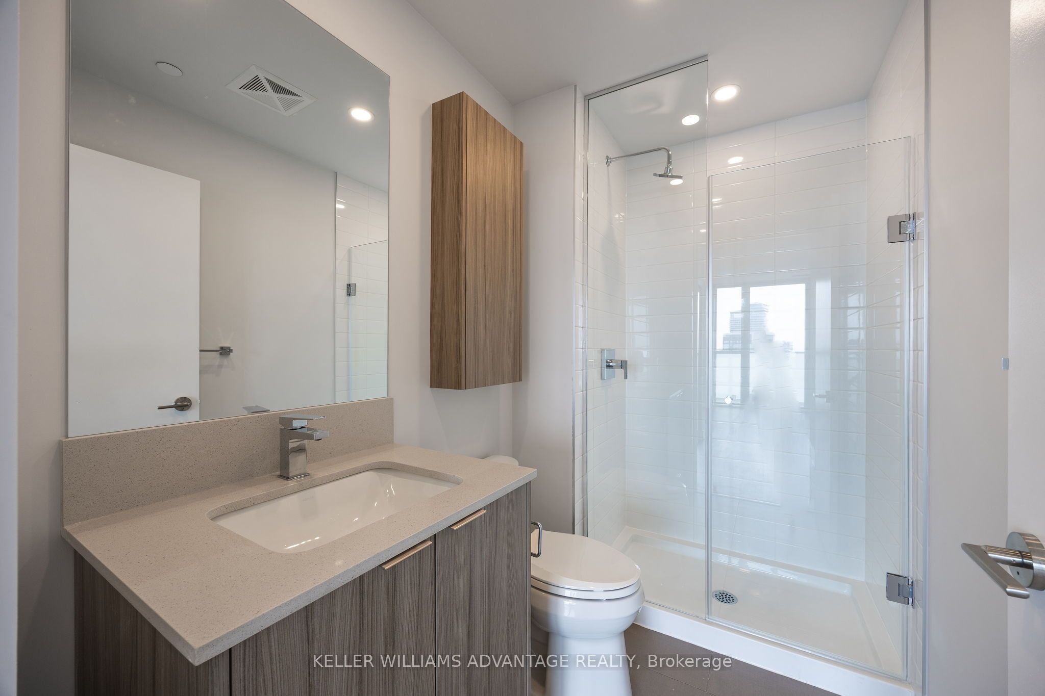 #4703 - 430 Square One Drive Property Photo 18