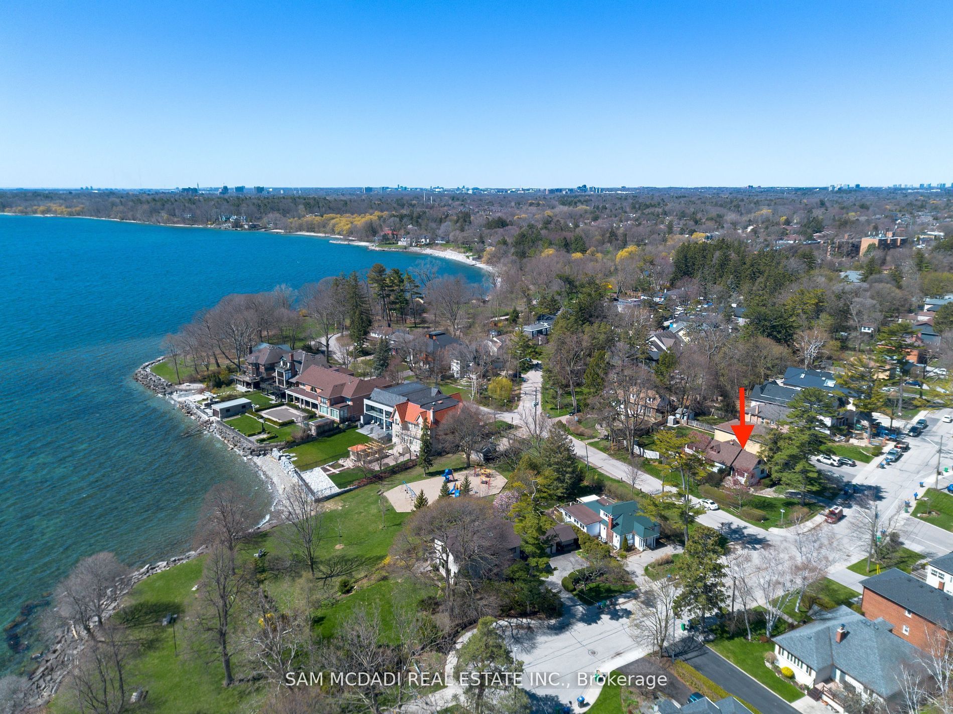 62 Maple Avenue Picture